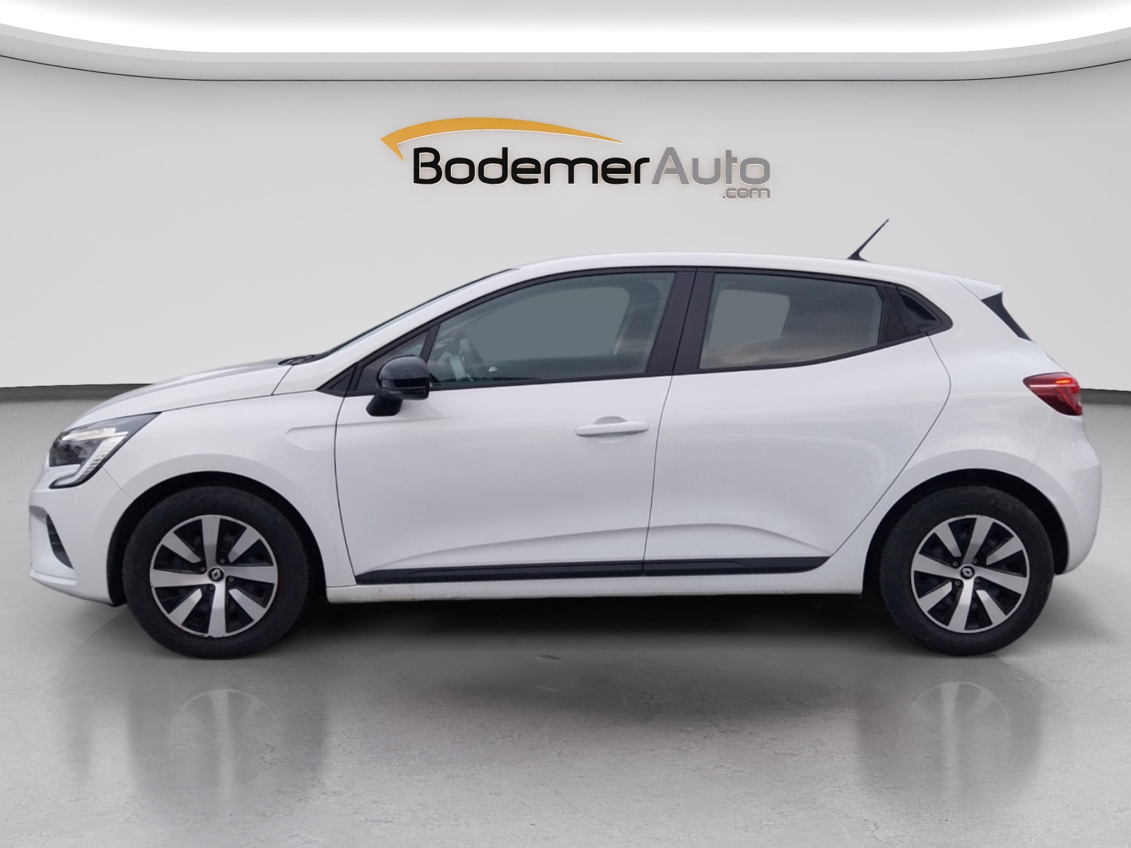 Vente en ligne Renault Clio 5 Clio TCe 90 au prix de 14 490 €