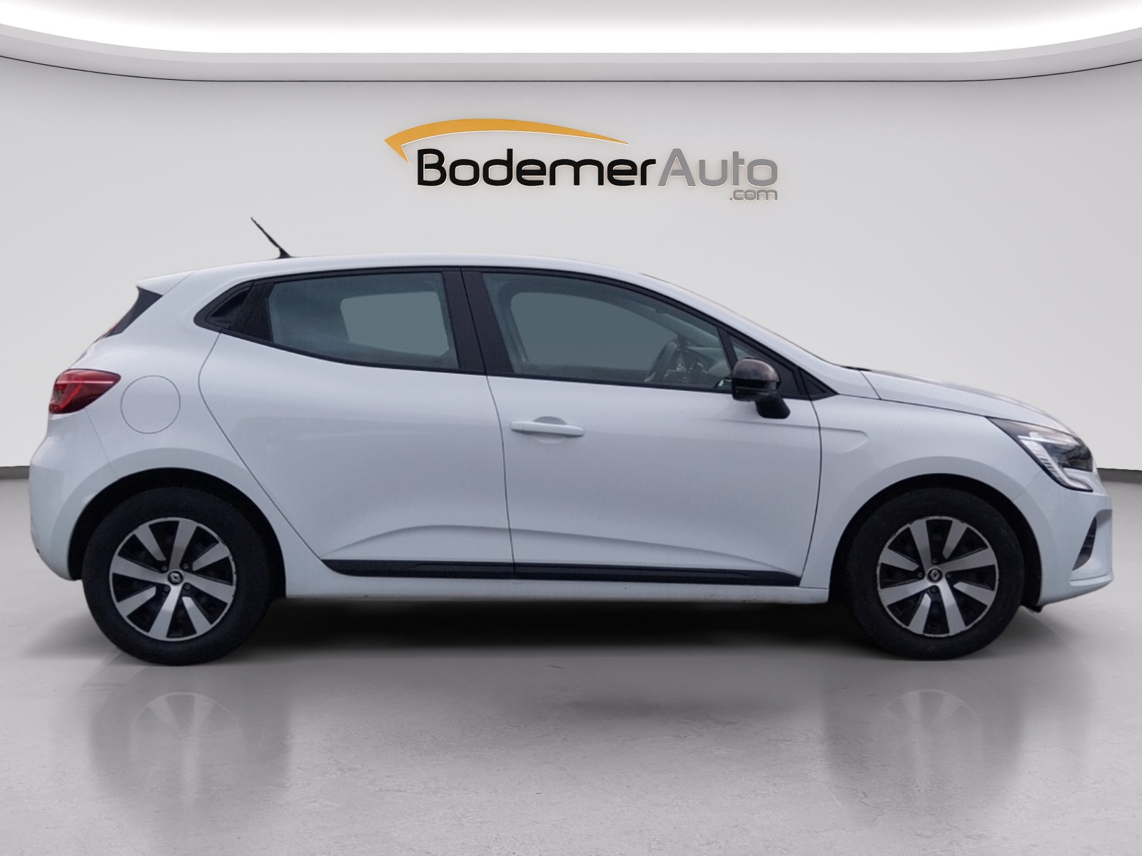 Vente en ligne Renault Clio 5 Clio TCe 90 au prix de 14 490 €