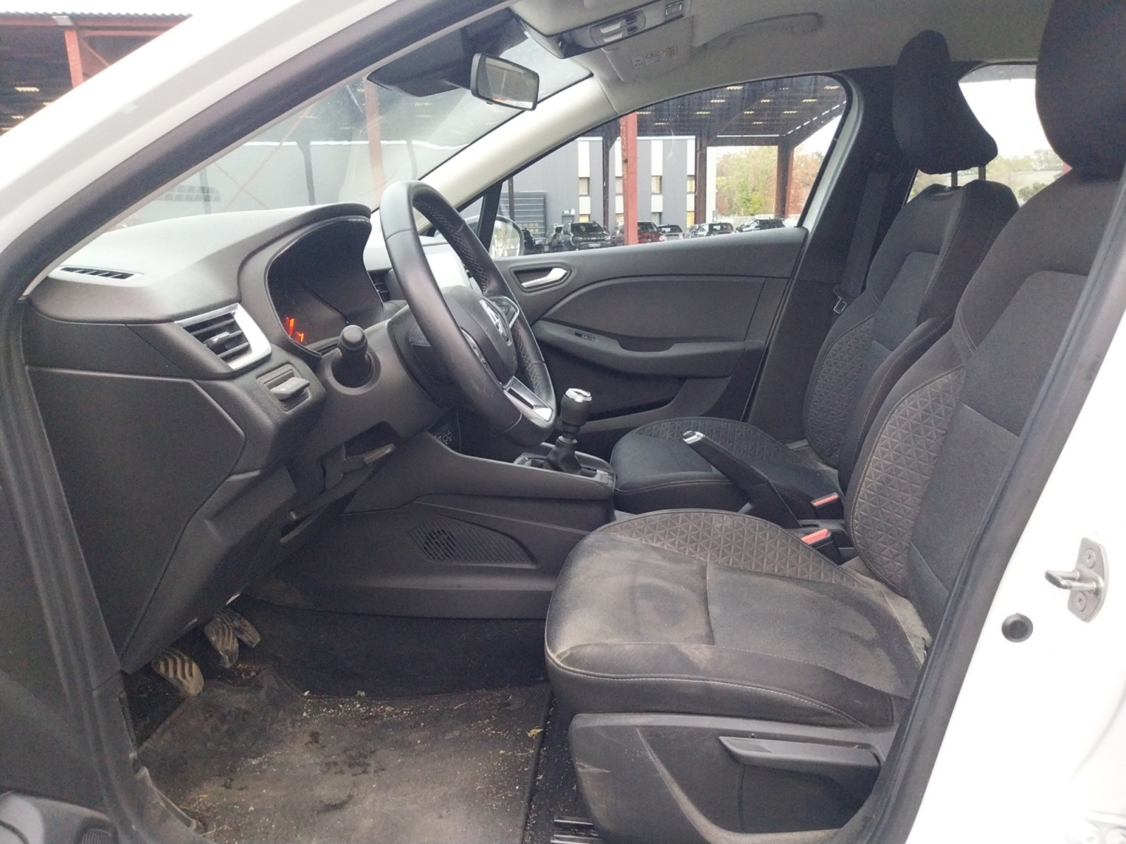 Vente en ligne Renault Clio 5 Clio TCe 90 au prix de 14 490 €