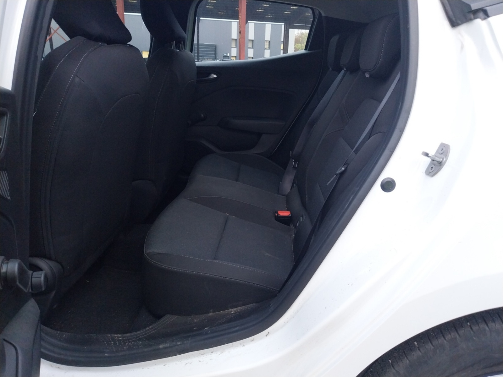 Vente en ligne Renault Clio 5 Clio TCe 90 au prix de 14 490 €