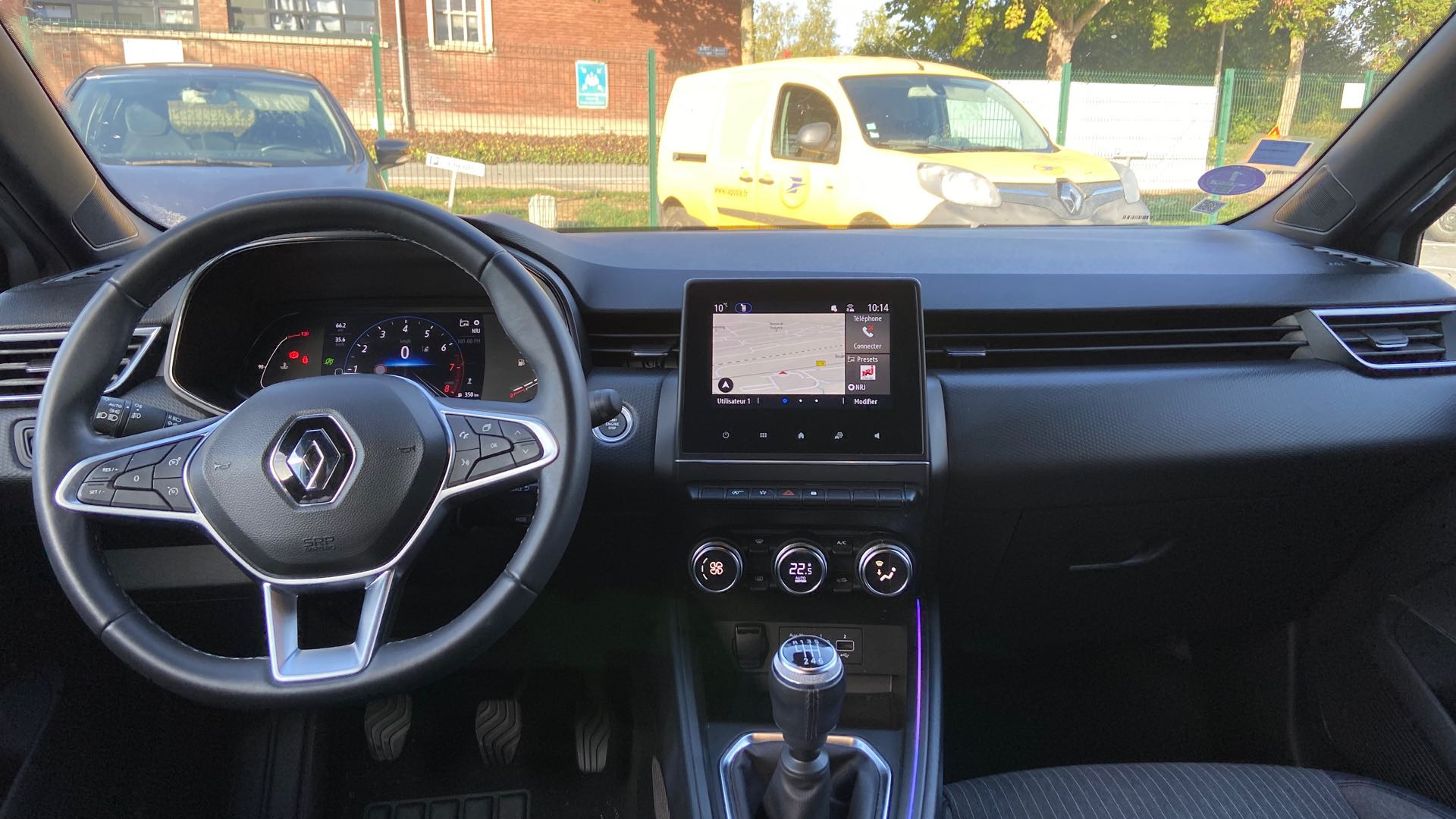Vente en ligne Renault Clio 5 Clio TCe 90 au prix de 14 000 €