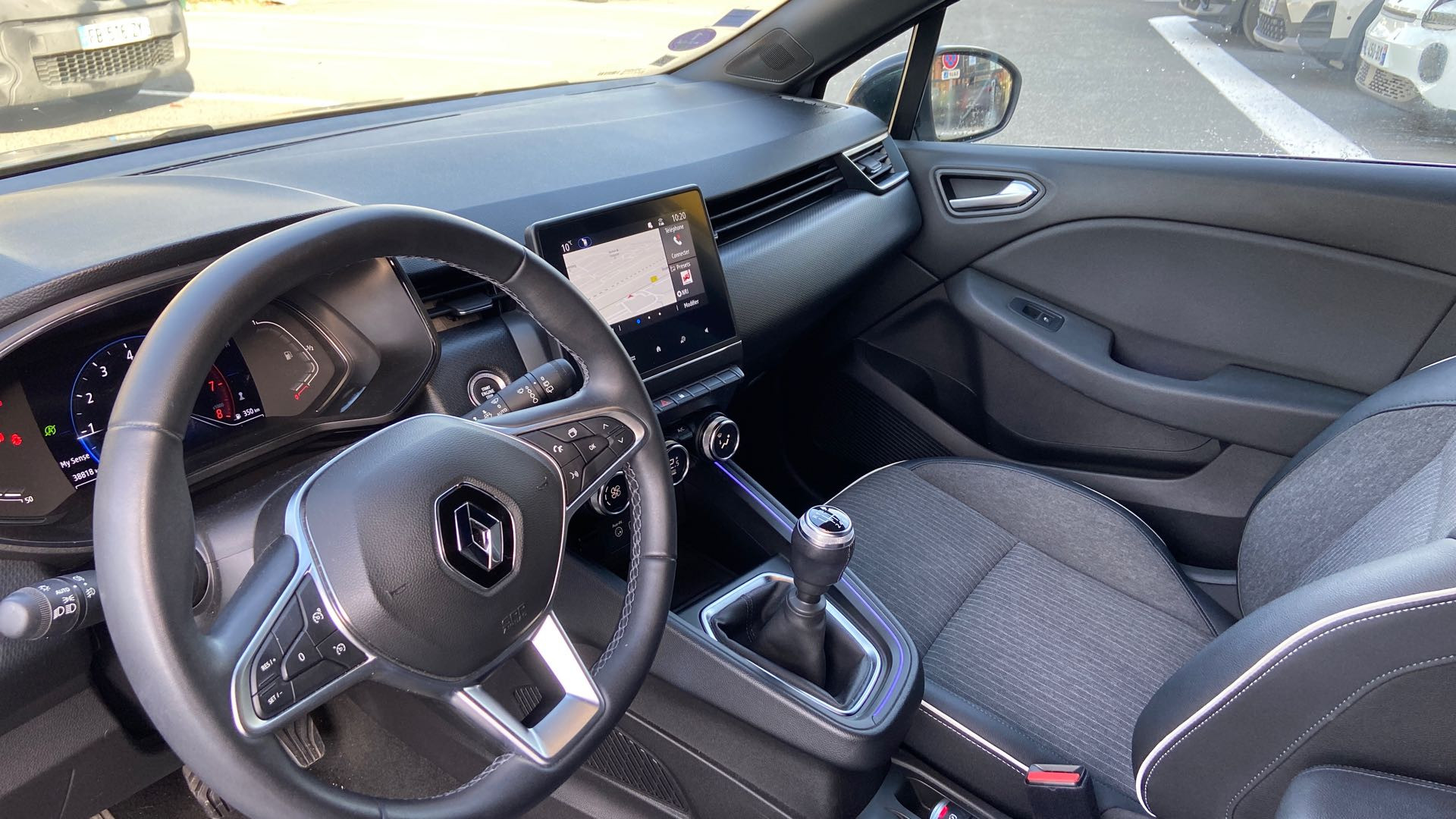 Vente en ligne Renault Clio 5 Clio TCe 90 au prix de 14 000 €