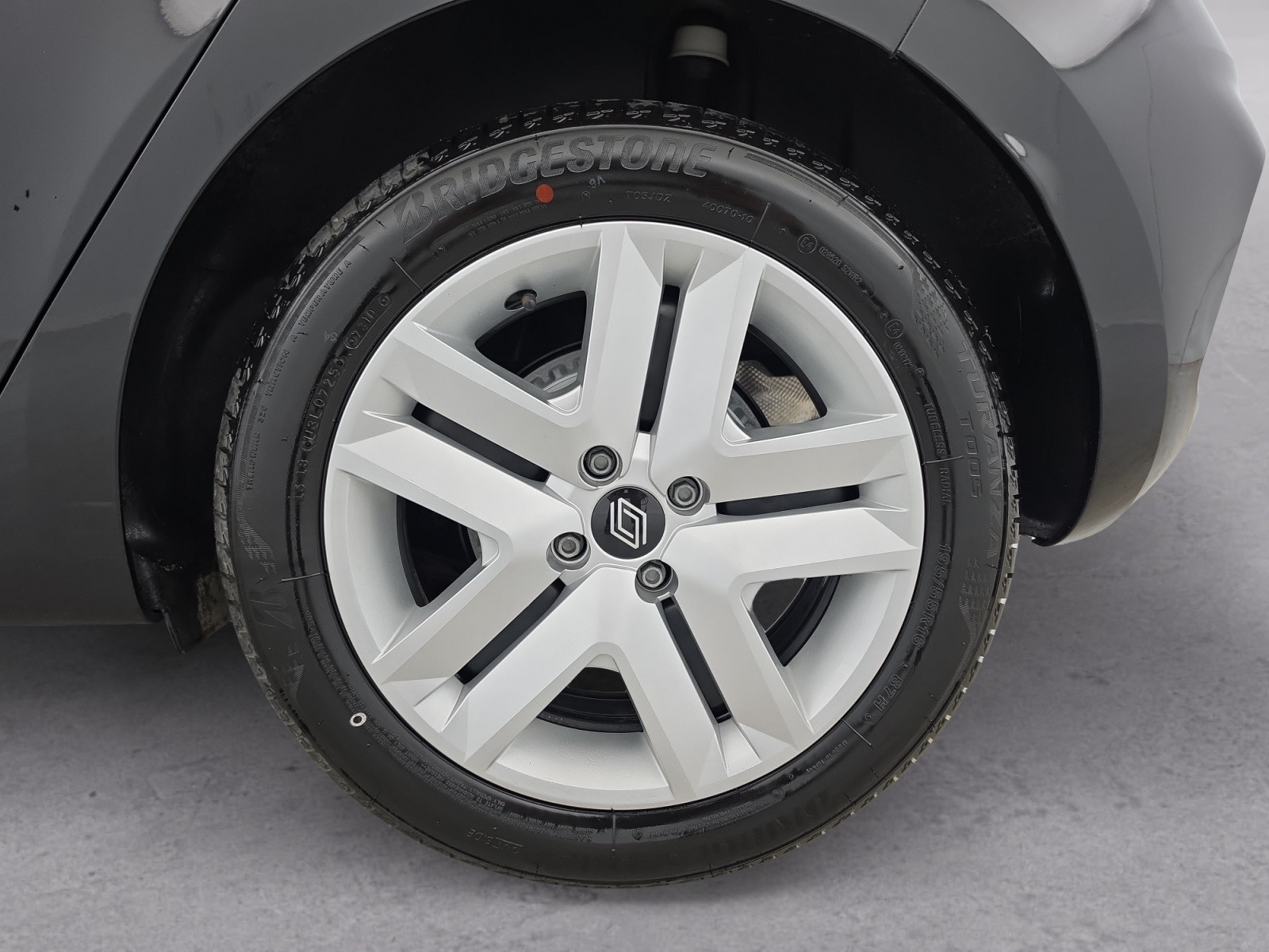 Vente en ligne Renault Clio 5 Clio Blue dCi 100 ch GSR2 au prix de 18 200 €