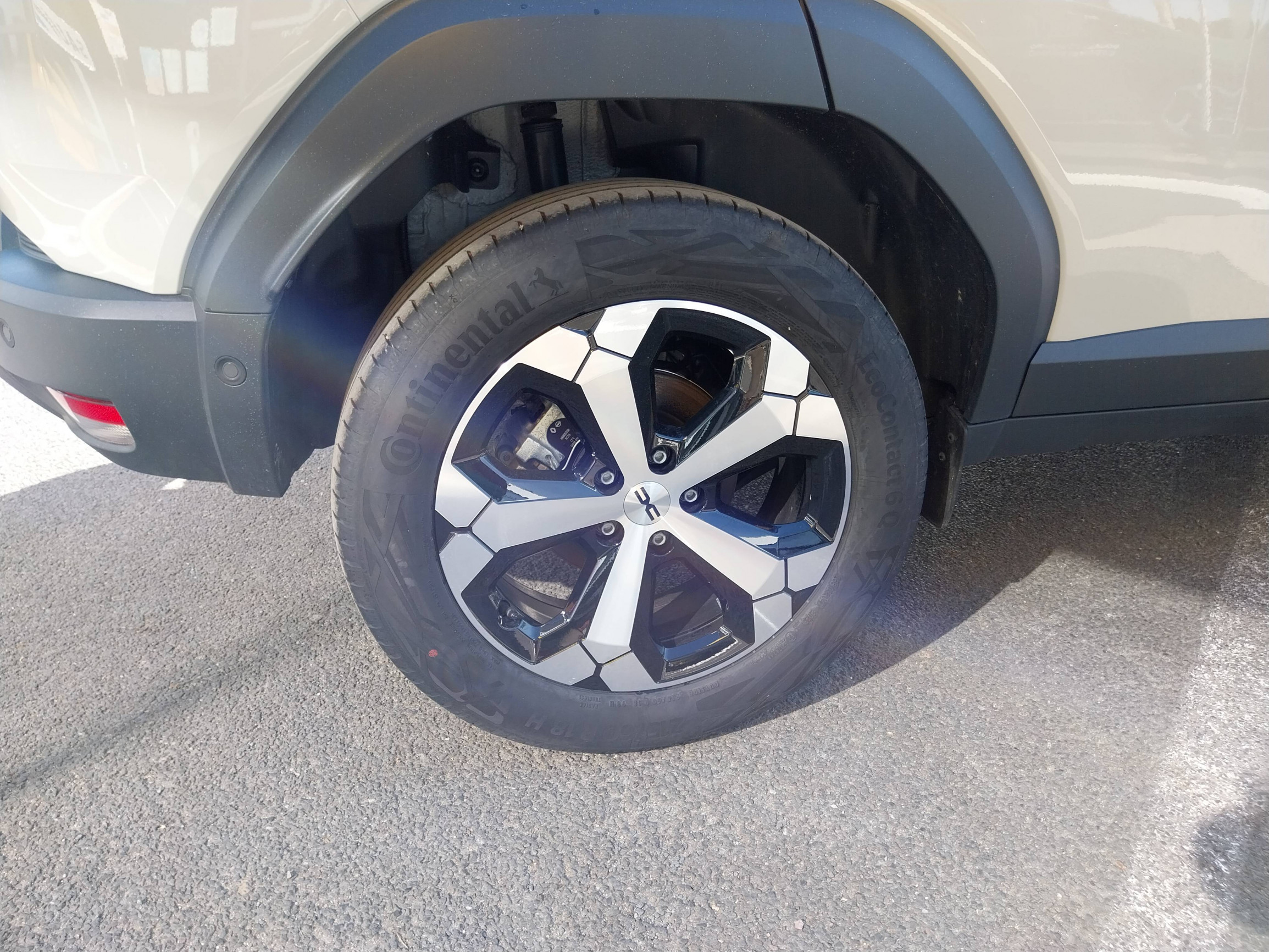 Vente en ligne Dacia Duster  Hybrid 140 au prix de 26 800 €