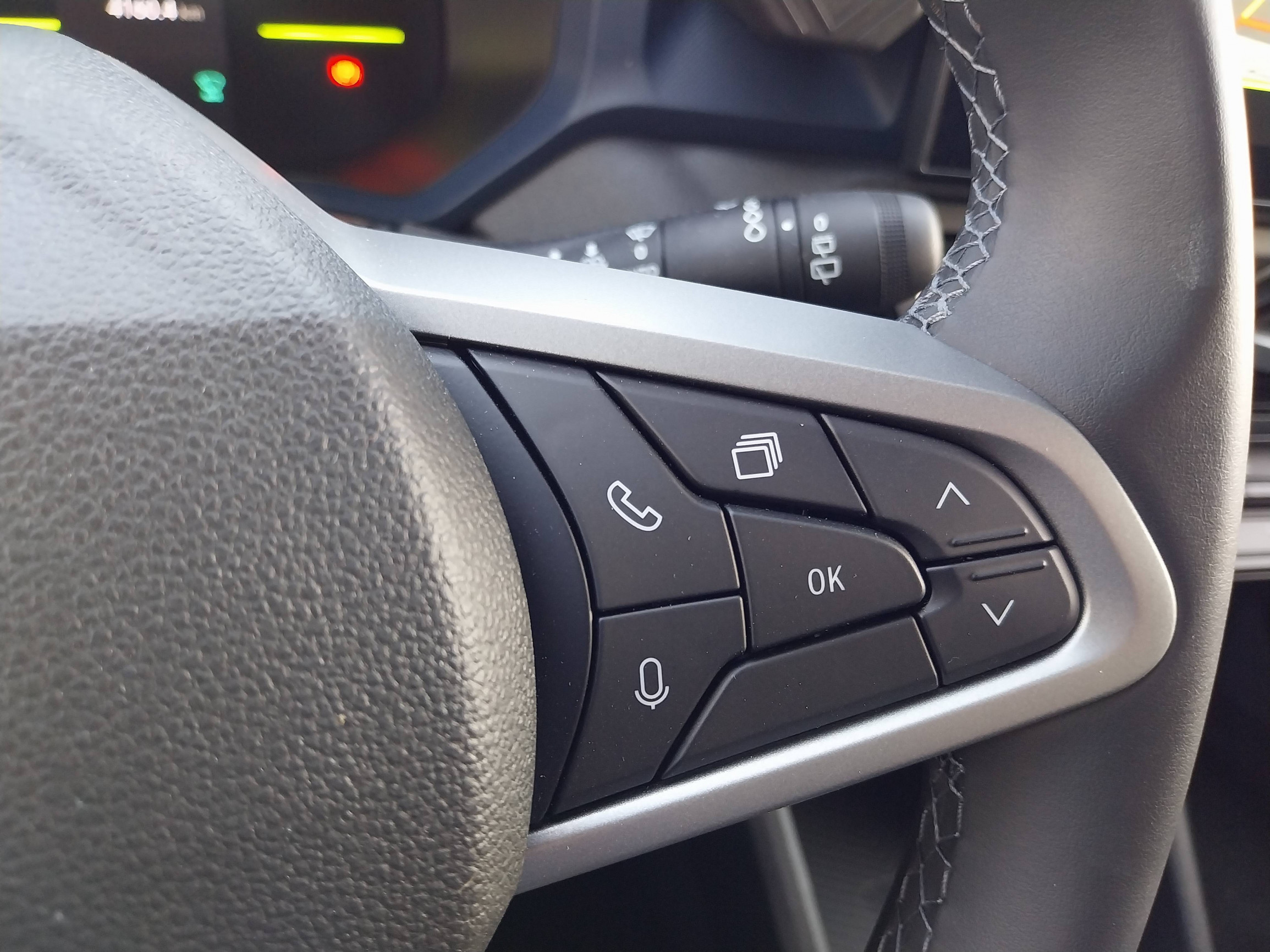 Vente en ligne Dacia Duster  Hybrid 140 au prix de 26 800 €