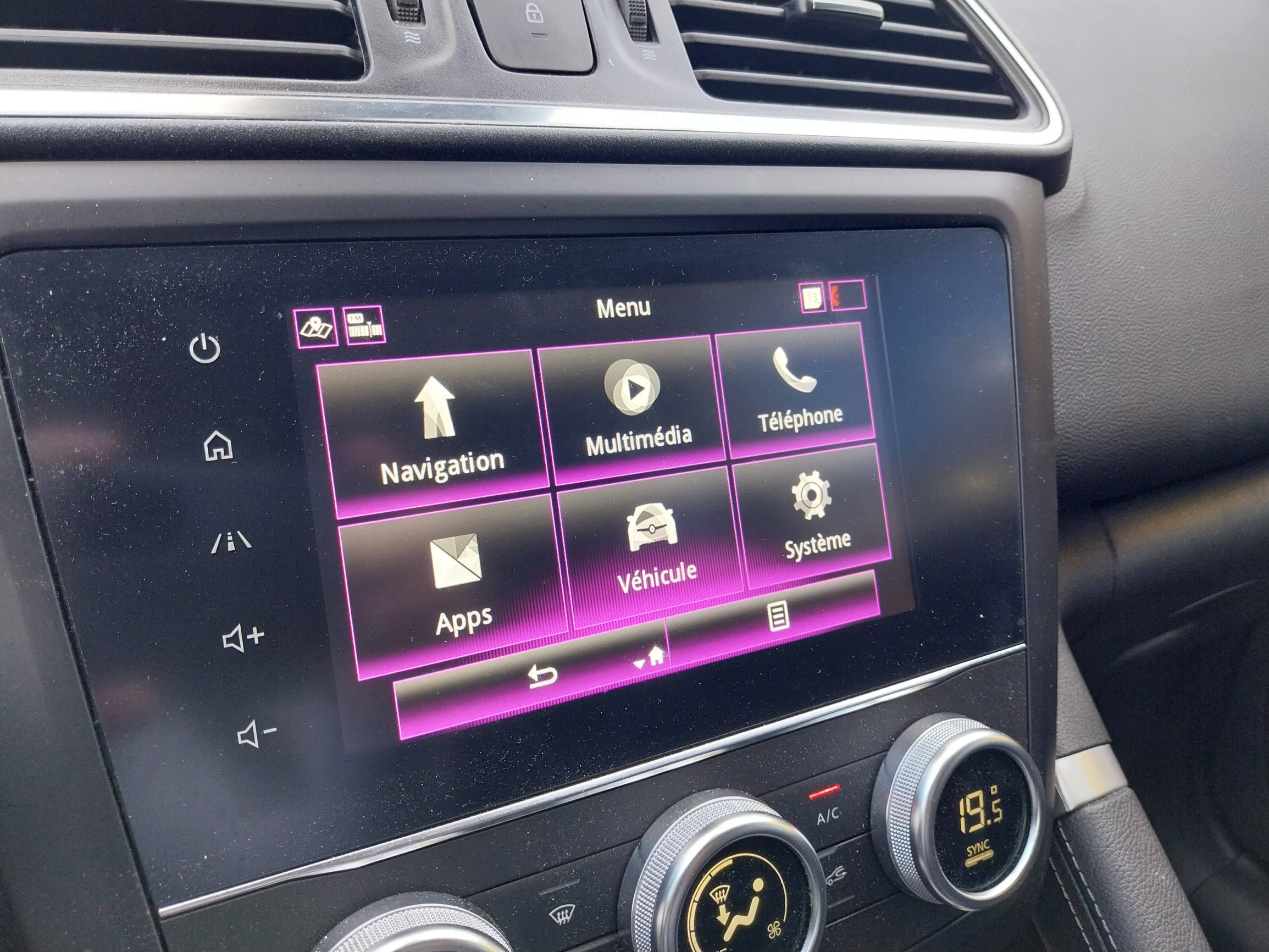 Vente en ligne Renault Kadjar  Blue dCi 115 au prix de 16 800 €