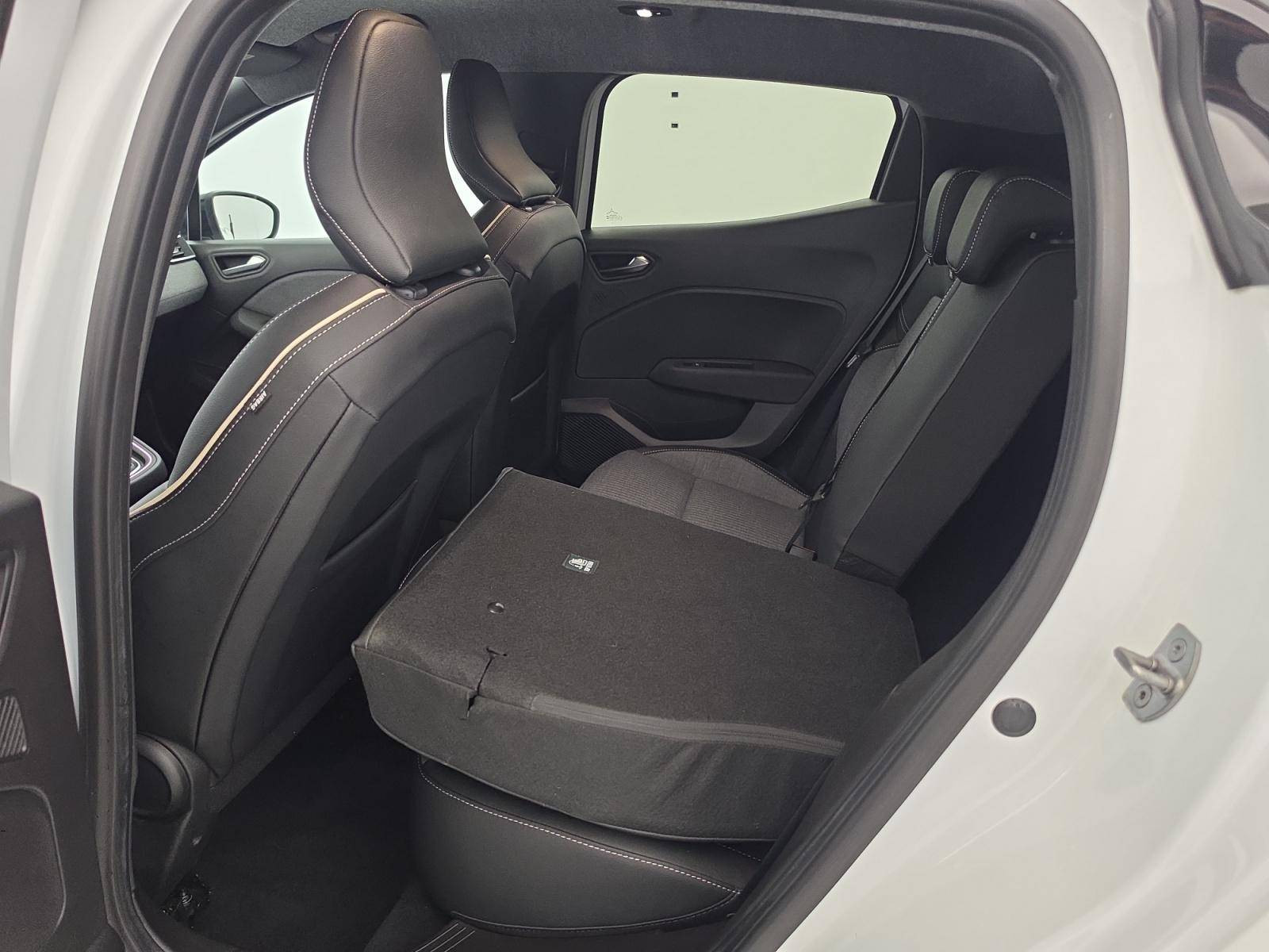 Vente en ligne Renault Clio 5 Clio TCe 90 au prix de 17 000 €
