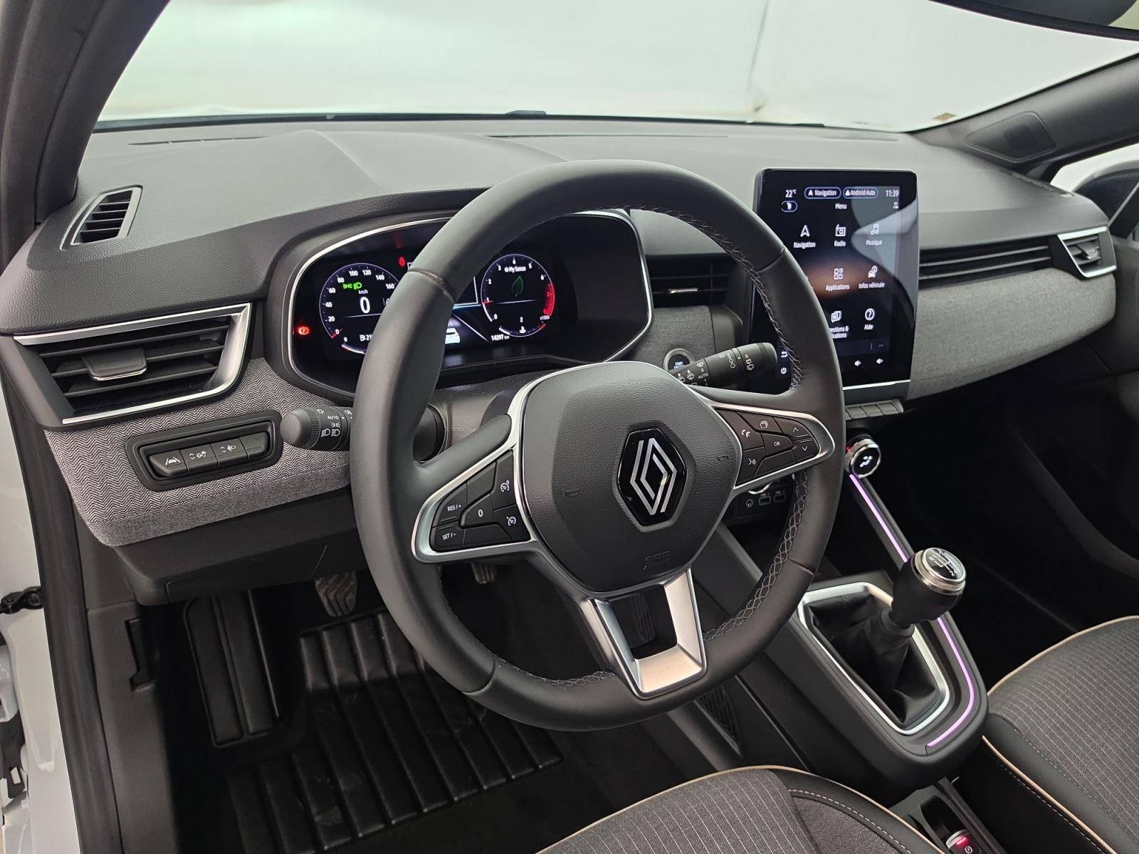 Vente en ligne Renault Clio 5 Clio TCe 90 au prix de 17 000 €