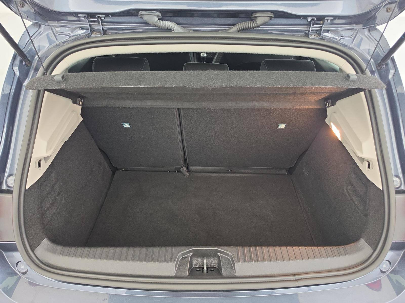 Vente en ligne Renault Clio 5 Clio TCe 90 - 21N au prix de 13 000 €