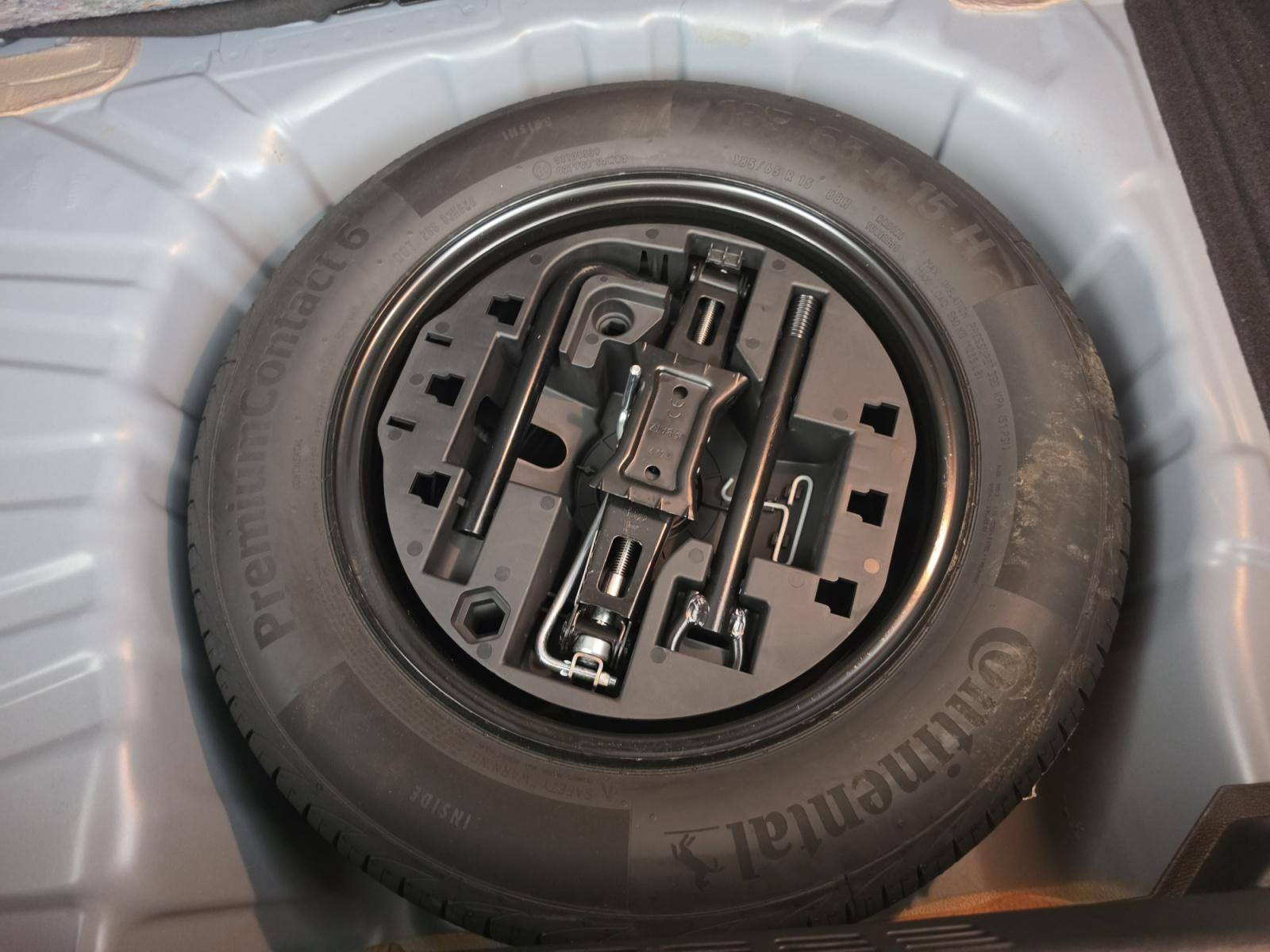 Vente en ligne Renault Clio 5 Clio TCe 90 - 21N au prix de 13 000 €