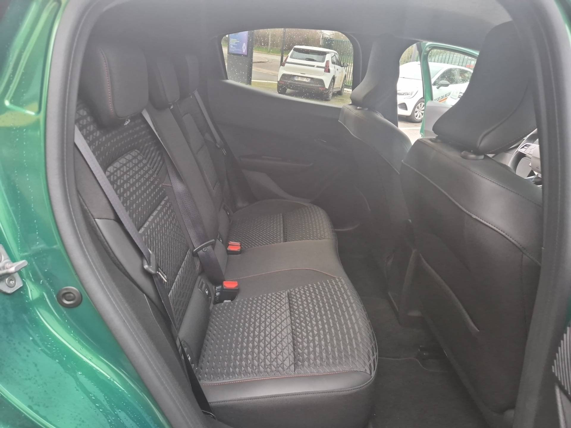 Vente en ligne Renault Clio 6 Clio E-Tech full hybrid 160 ch au prix de 26 990 €