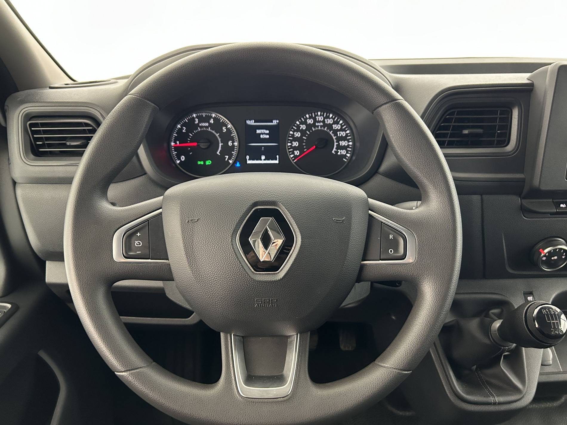 Vente en ligne Renault Master Fourgon MASTER FGN TRAC F3500 L3H3 BLUE DCI 135 au prix de 25 100 €