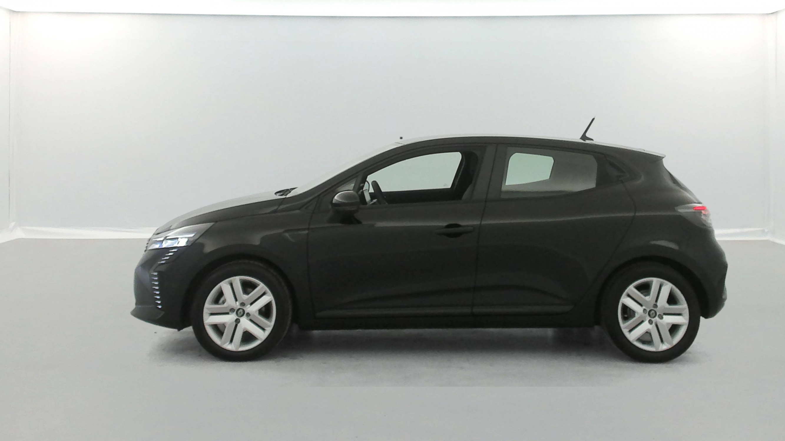 Vente en ligne Renault Clio 5 Clio E-Tech full hybrid 145 ch GSR2 au prix de 19 200 €