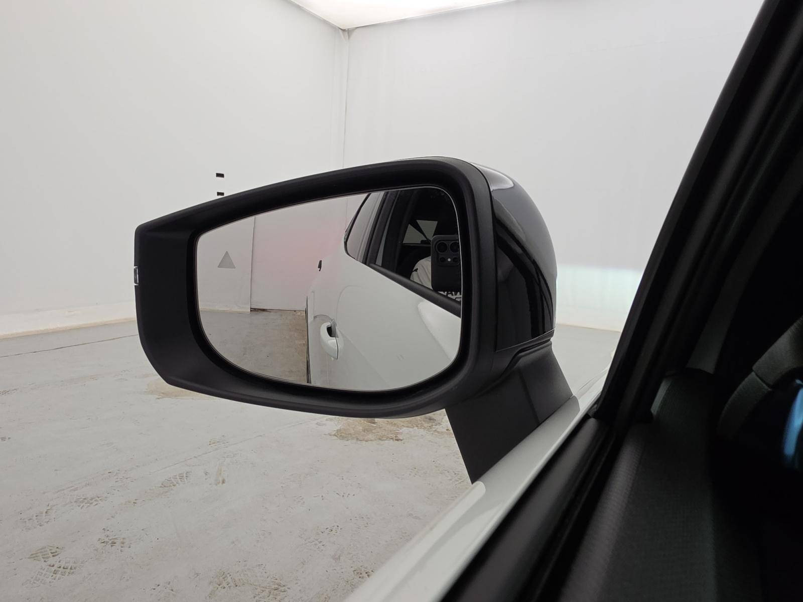 Vente en ligne Renault Clio 6 Clio E-Tech full hybrid 160 ch au prix de 28 300 €
