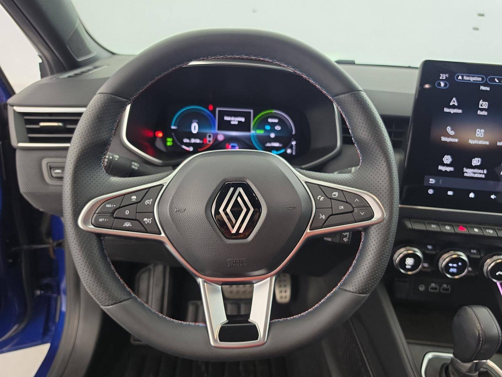 Vente en ligne Renault Clio 5 Clio E-Tech full hybrid 145 au prix de 21 200 €