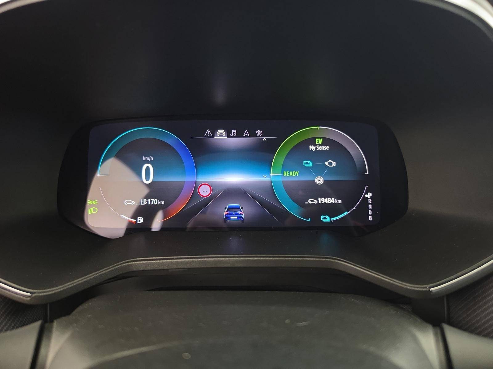 Vente en ligne Renault Clio 5 Clio E-Tech full hybrid 145 au prix de 21 200 €