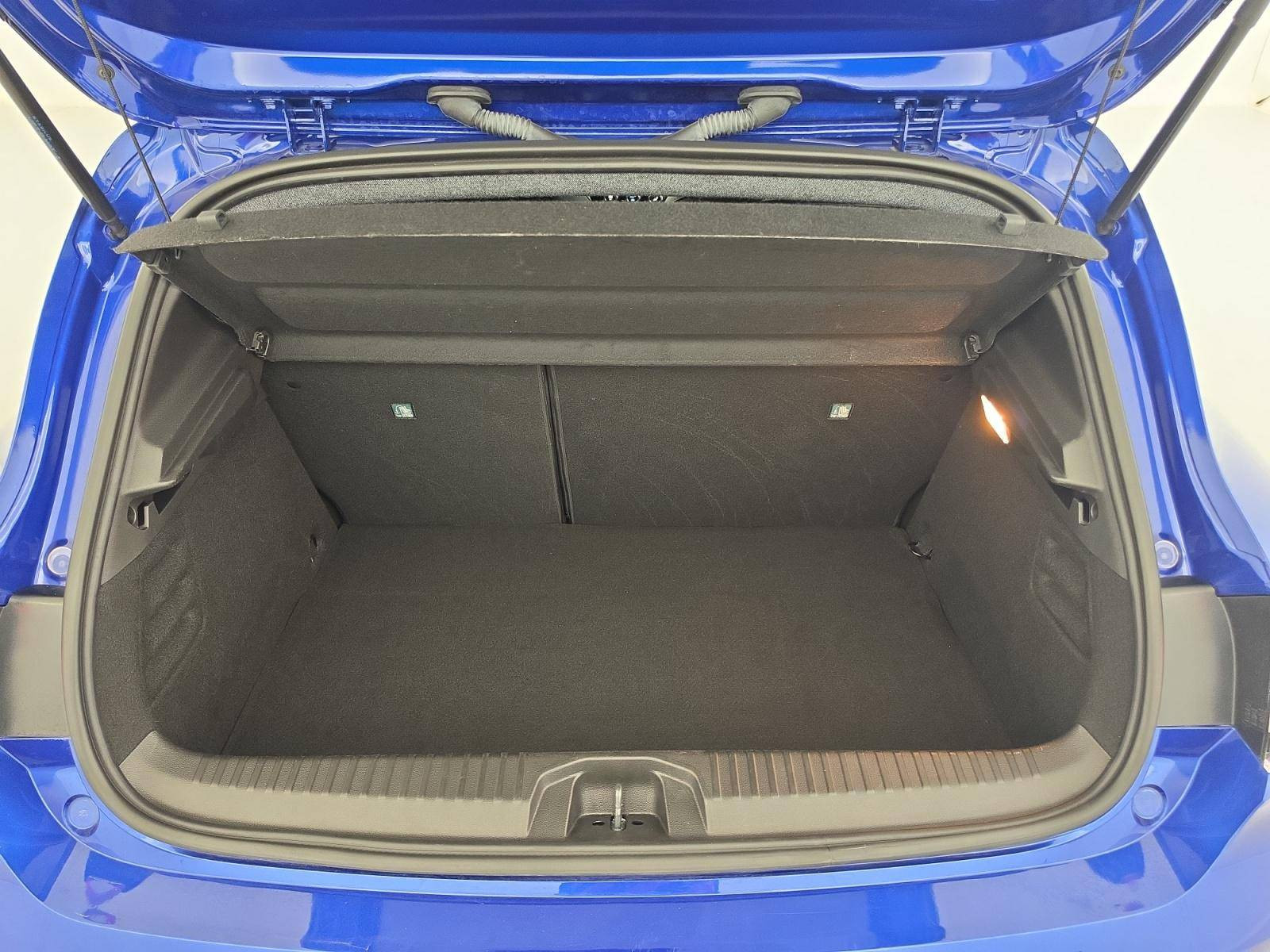 Vente en ligne Renault Clio 5 Clio E-Tech full hybrid 145 au prix de 21 200 €