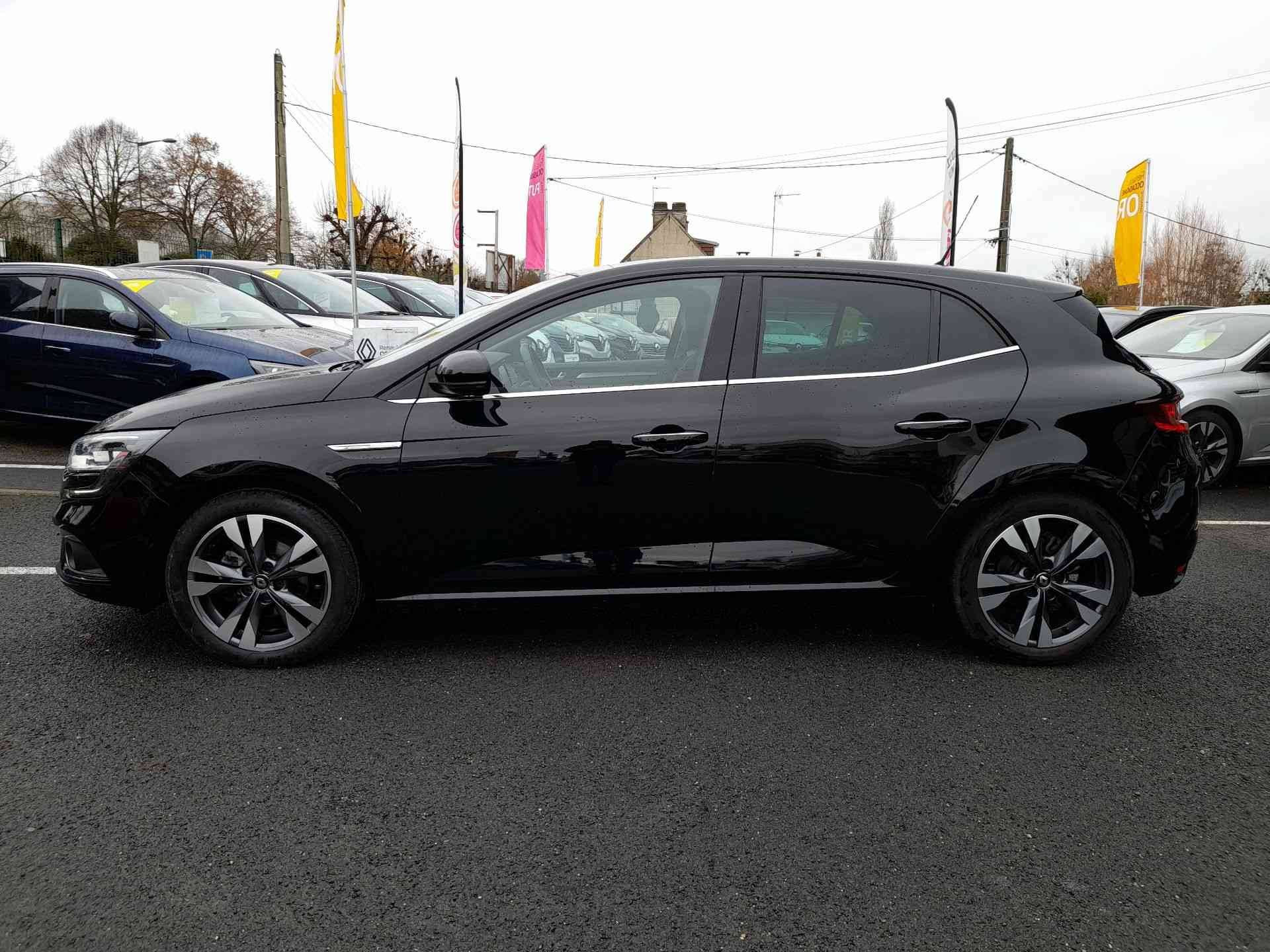Vente en ligne Renault Megane 4 Mégane IV Berline TCe 140 FAP au prix de 16 200 €