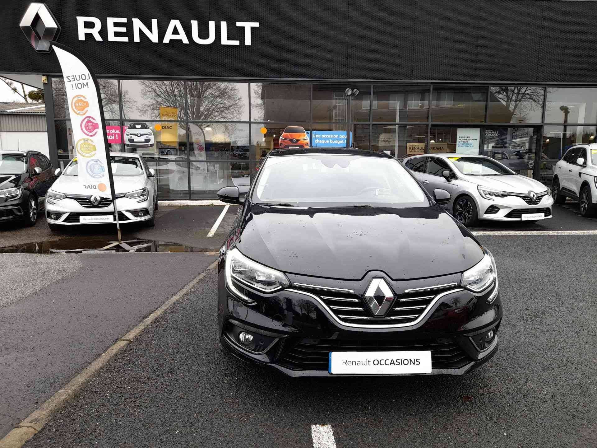 Vente en ligne Renault Megane 4 Mégane IV Berline TCe 140 FAP au prix de 16 200 €