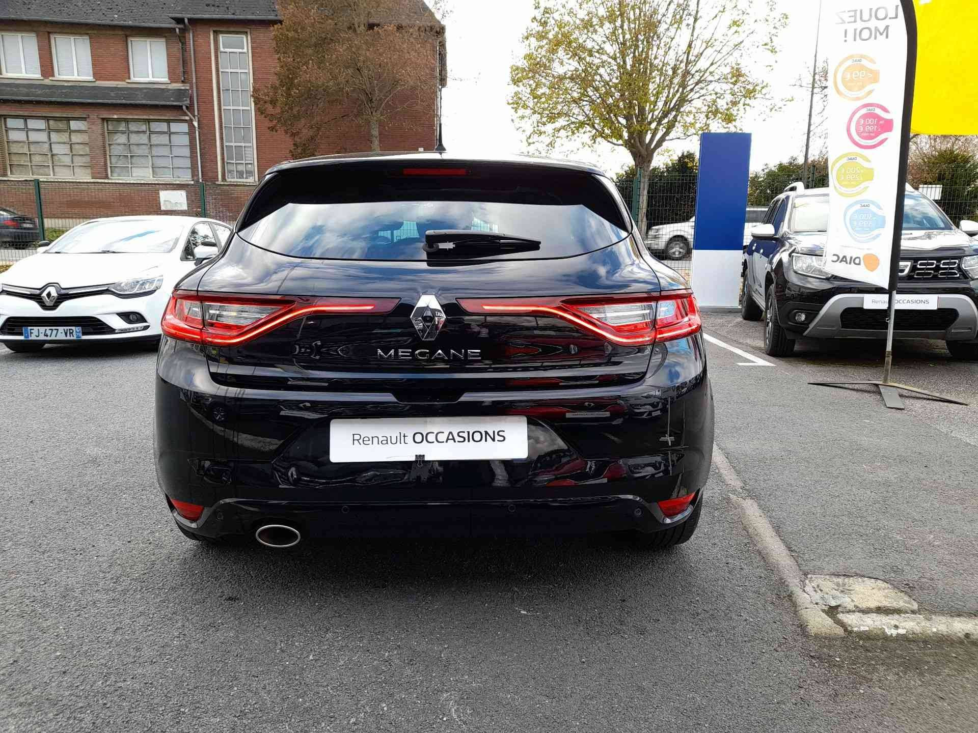 Vente en ligne Renault Megane 4 Mégane IV Berline TCe 140 FAP au prix de 16 200 €