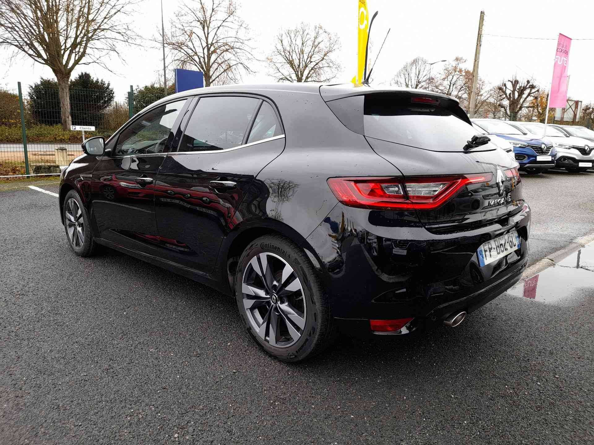 Vente en ligne Renault Megane 4 Mégane IV Berline TCe 140 FAP au prix de 16 200 €