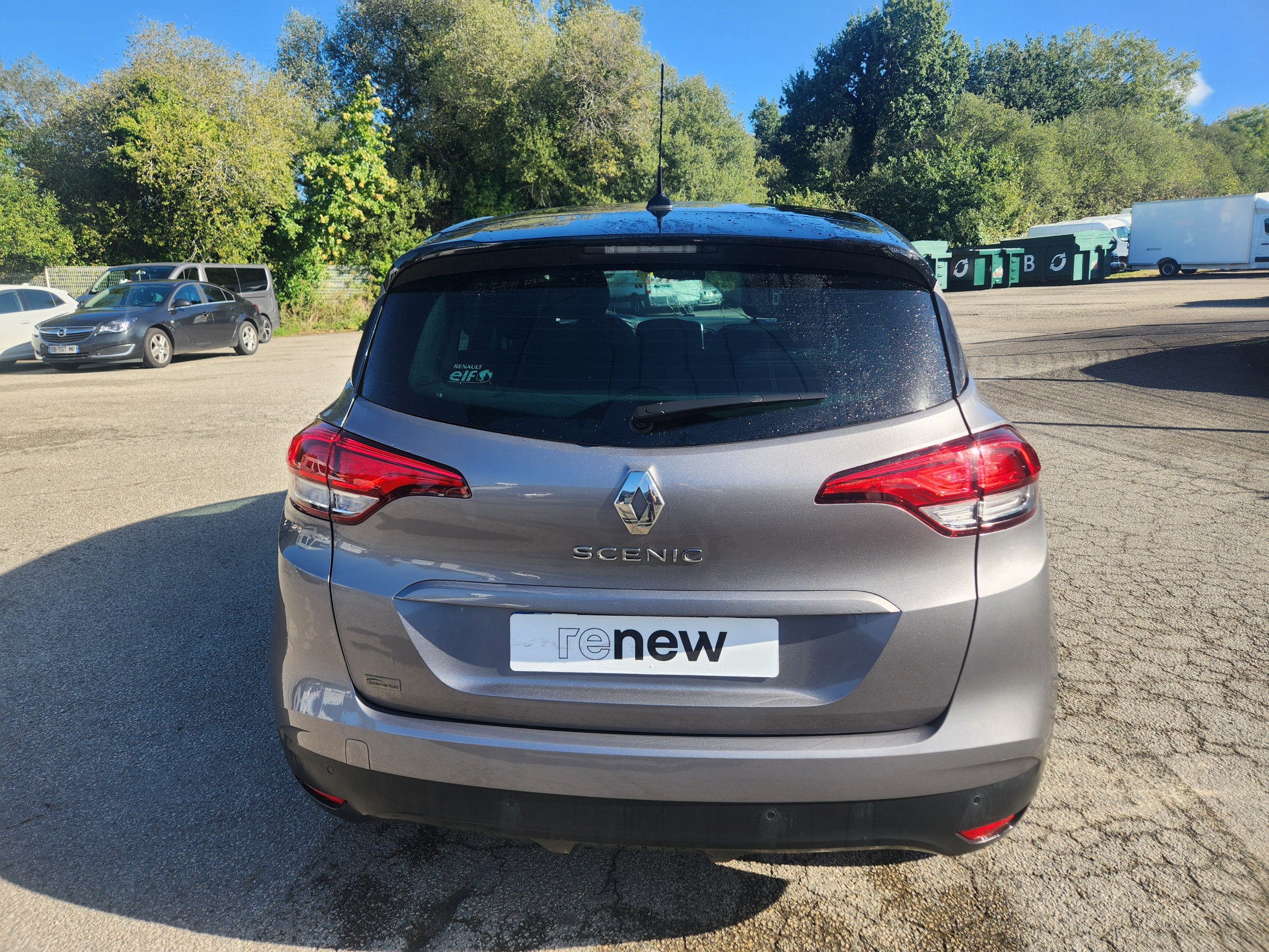 Vente en ligne Renault Scenic 4 Scenic TCe 115 FAP au prix de 14 999 €