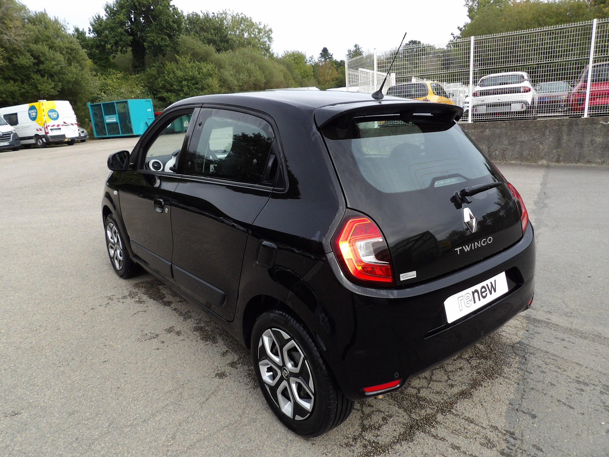 Vente en ligne Renault Twingo 3  SCe 65 au prix de 12 999 €