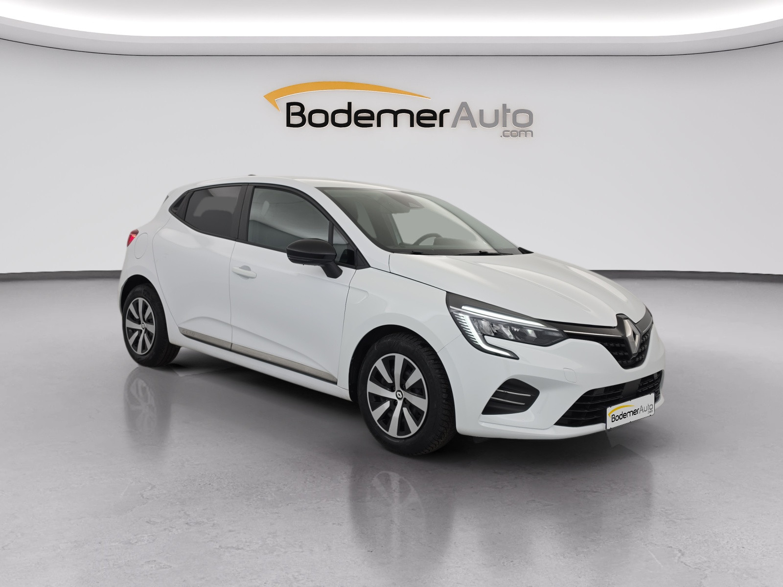 Vente en ligne Renault Clio 5 Clio TCe 90 au prix de 14 490 €