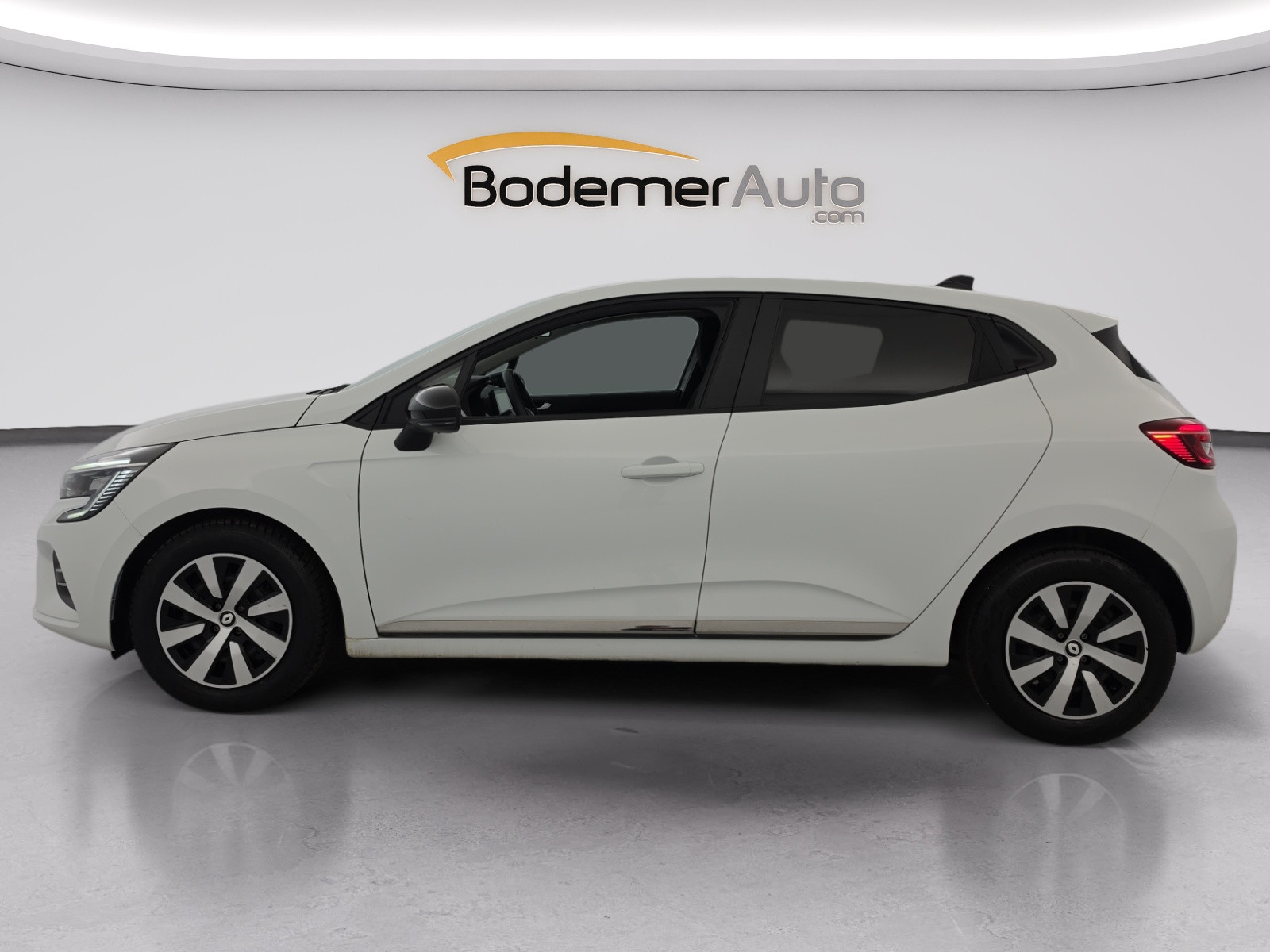 Vente en ligne Renault Clio 5 Clio TCe 90 au prix de 14 490 €