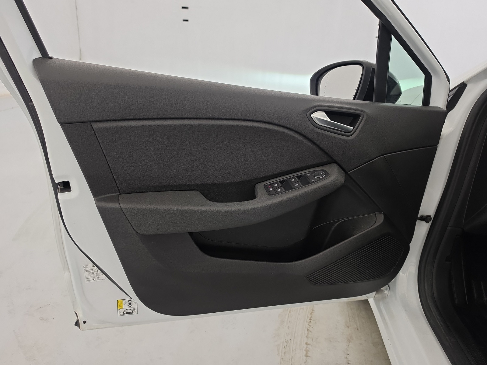Vente en ligne Renault Clio 5 Clio TCe 90 au prix de 14 490 €