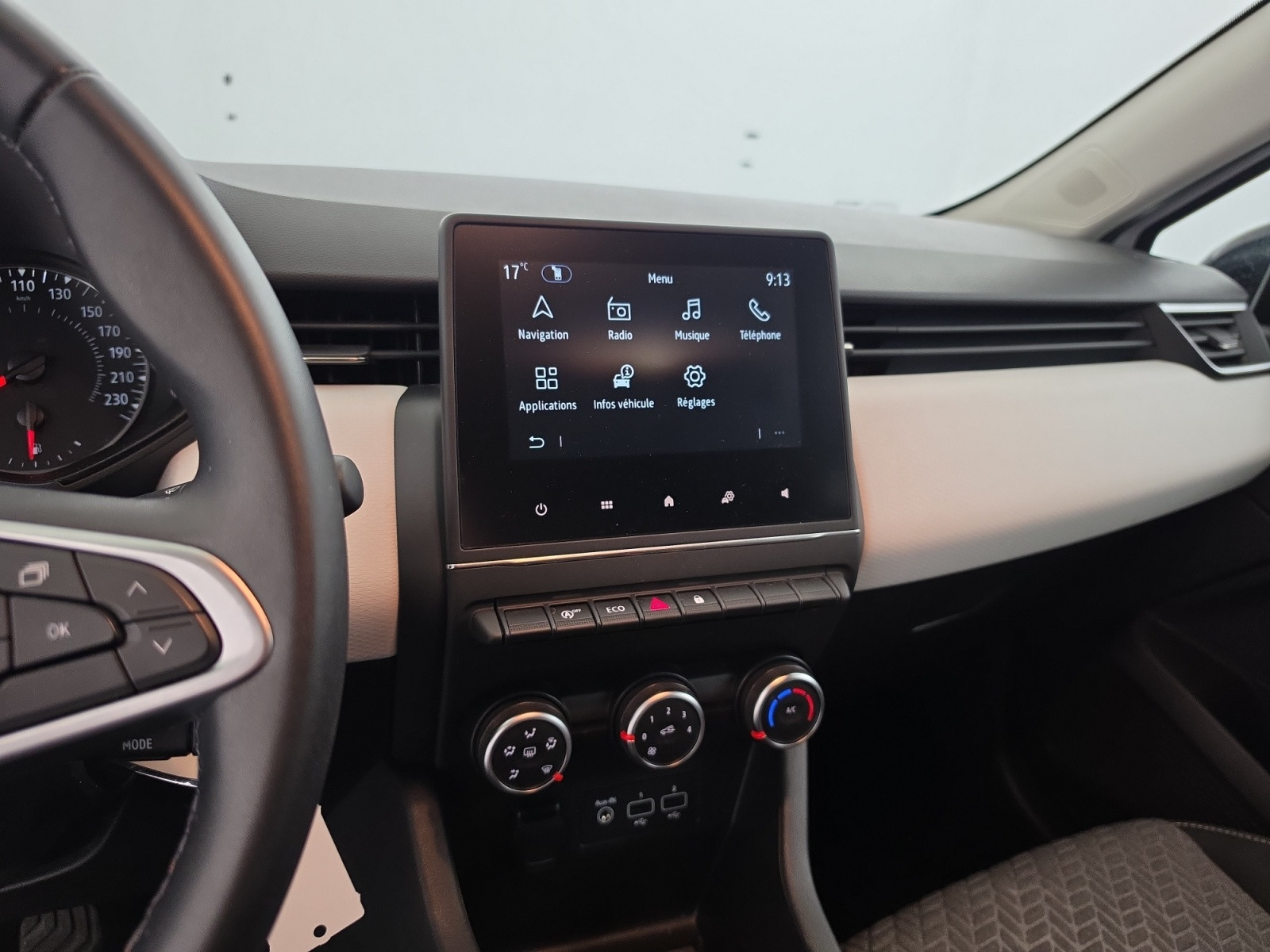 Vente en ligne Renault Clio 5 Clio TCe 90 au prix de 14 490 €