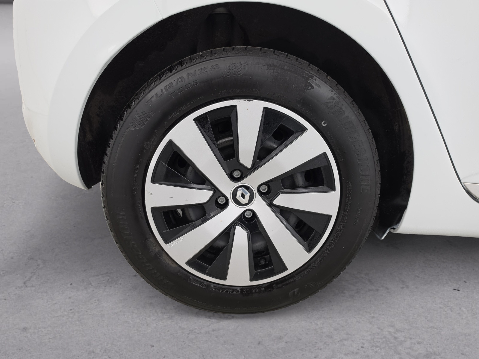 Vente en ligne Renault Clio 5 Clio TCe 90 au prix de 14 490 €