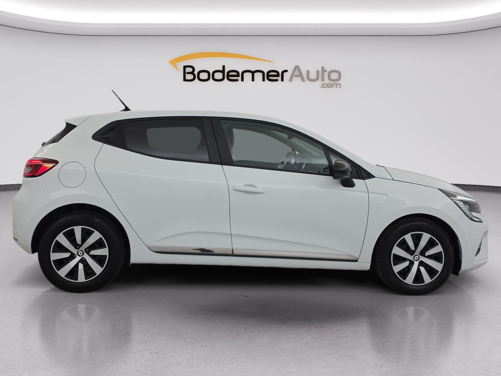 Vente en ligne Renault Clio 5 Clio TCe 90 au prix de 14 490 €