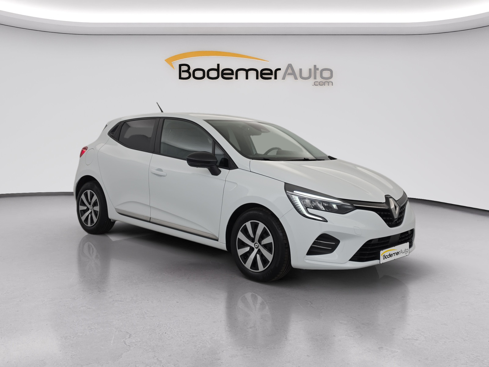 Vente en ligne Renault Clio 5 Clio TCe 90 au prix de 14 490 €