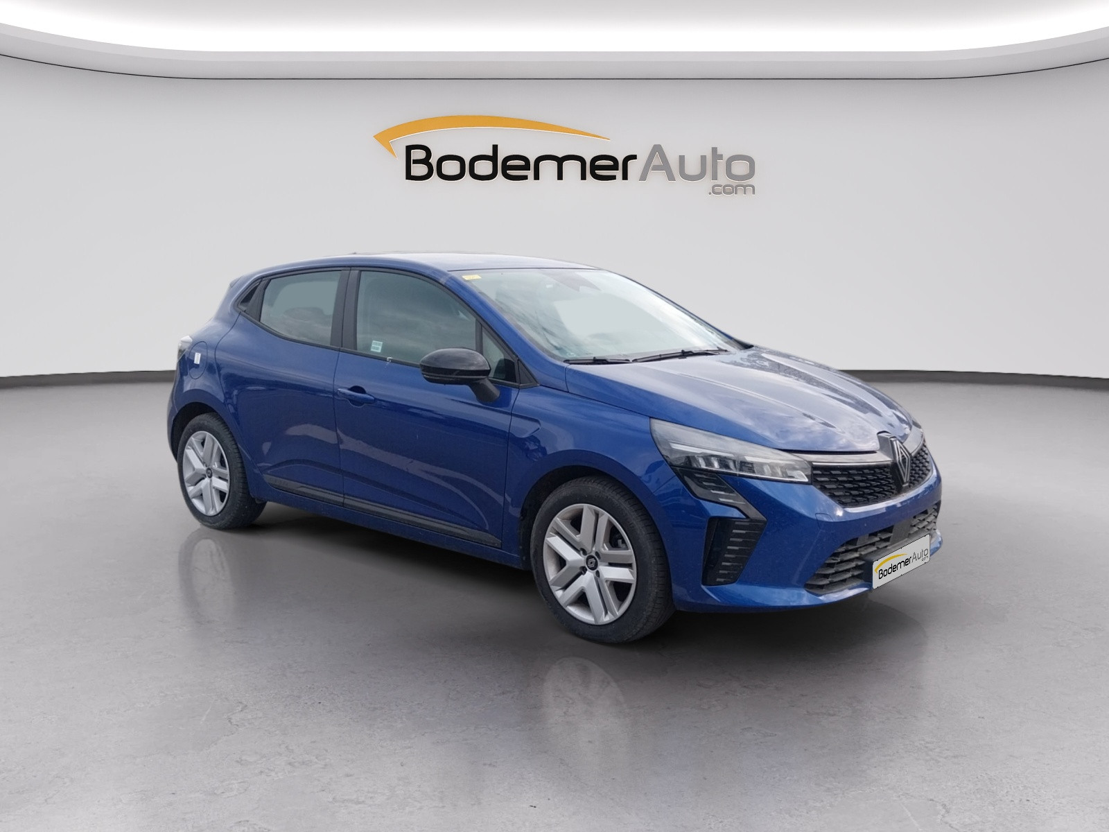 Vente en ligne Renault Clio 5 Clio Blue dCi 100 ch GSR2 au prix de 17 499 €