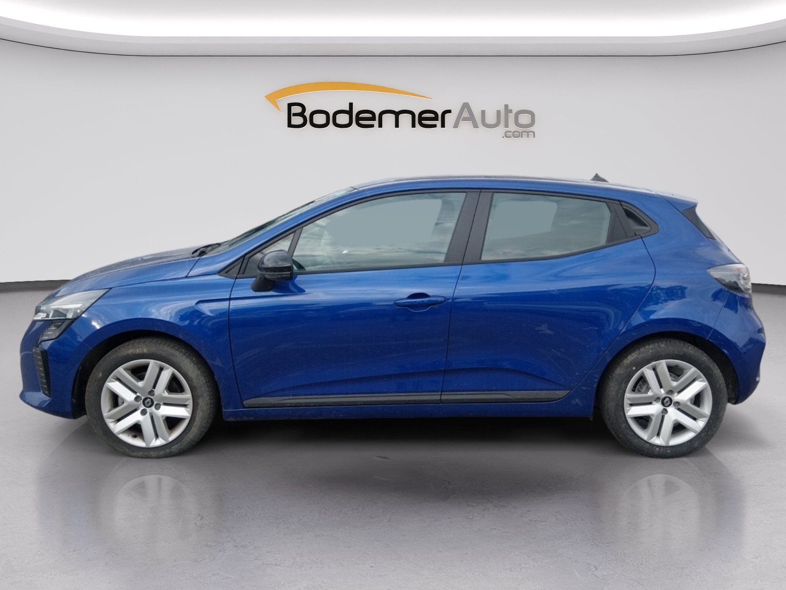Vente en ligne Renault Clio 5 Clio Blue dCi 100 ch GSR2 au prix de 17 499 €