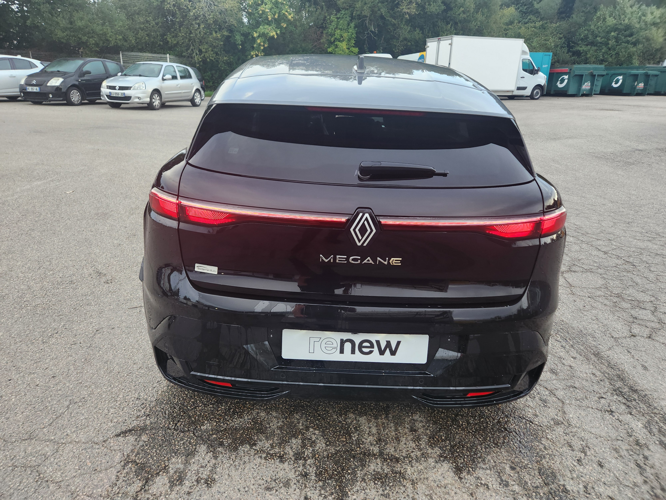Vente en ligne Renault Megane E-Tech  EV60 220 ch super charge au prix de 23 999 €