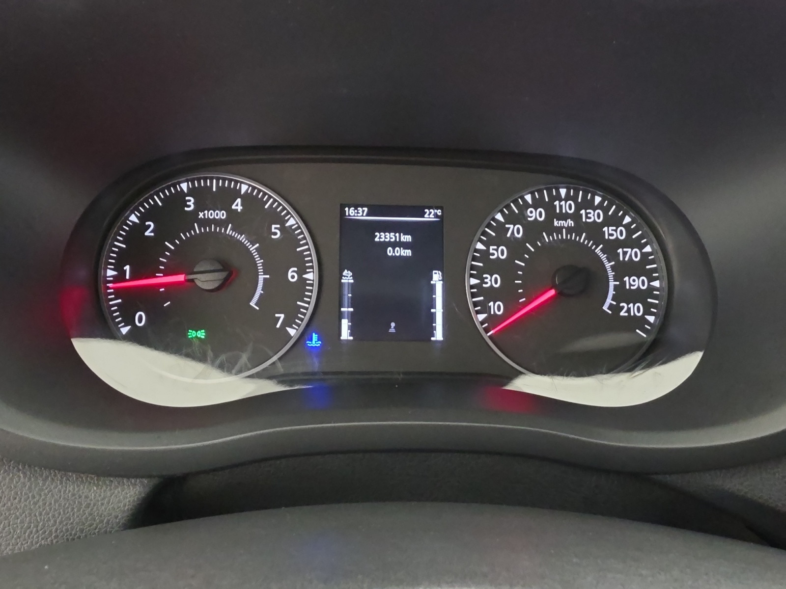 Vente en ligne Renault Master 3 Châssis Cabine MASTER PHC TRAC F3500 L3H1 BLUE DCI 145 EURO VI au prix de 30 999 €