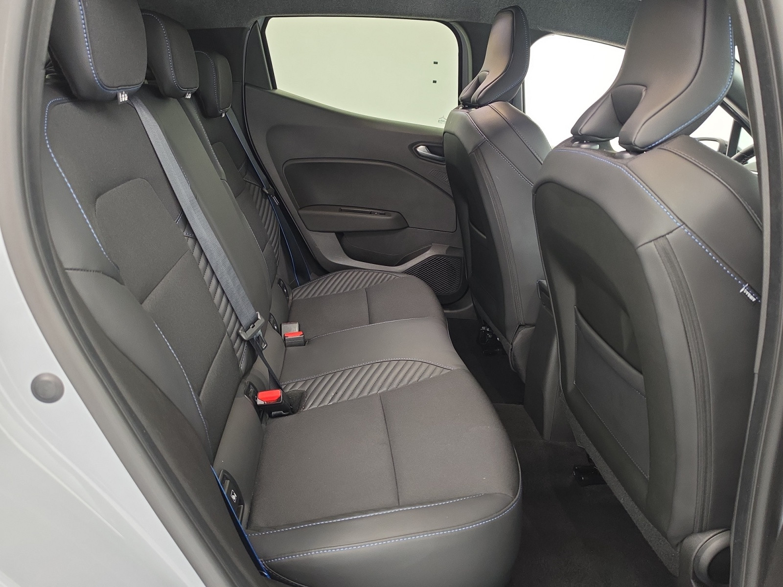 Vente en ligne Renault Clio 5 Clio TCe 90 ch GSR2 au prix de 18 790 €