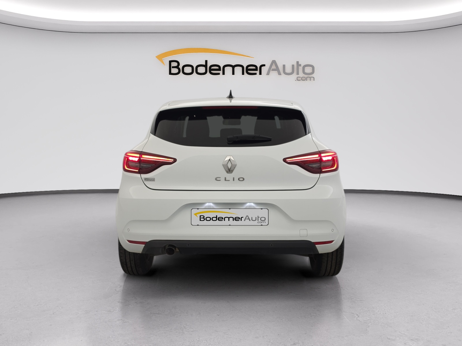 Vente en ligne Renault Clio 5 Clio TCe 90 au prix de 14 290 €