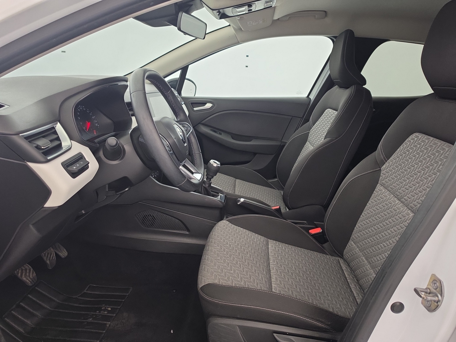 Vente en ligne Renault Clio 5 Clio TCe 90 au prix de 14 290 €