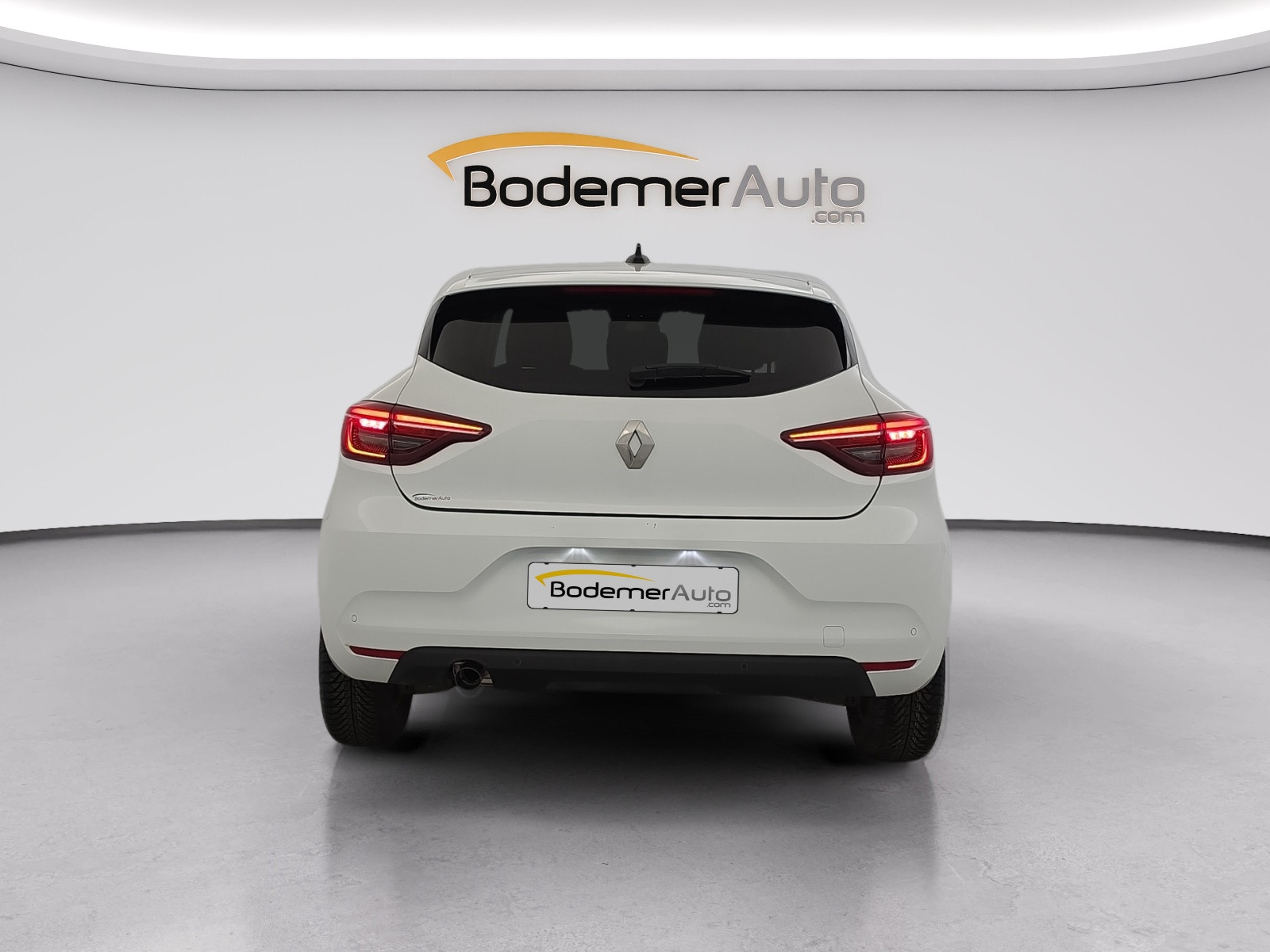 Vente en ligne Renault Clio 5 Clio TCe 90 au prix de 14 399 €