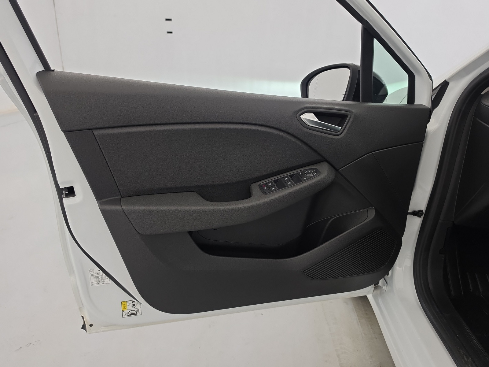 Vente en ligne Renault Clio 5 Clio TCe 90 au prix de 14 399 €