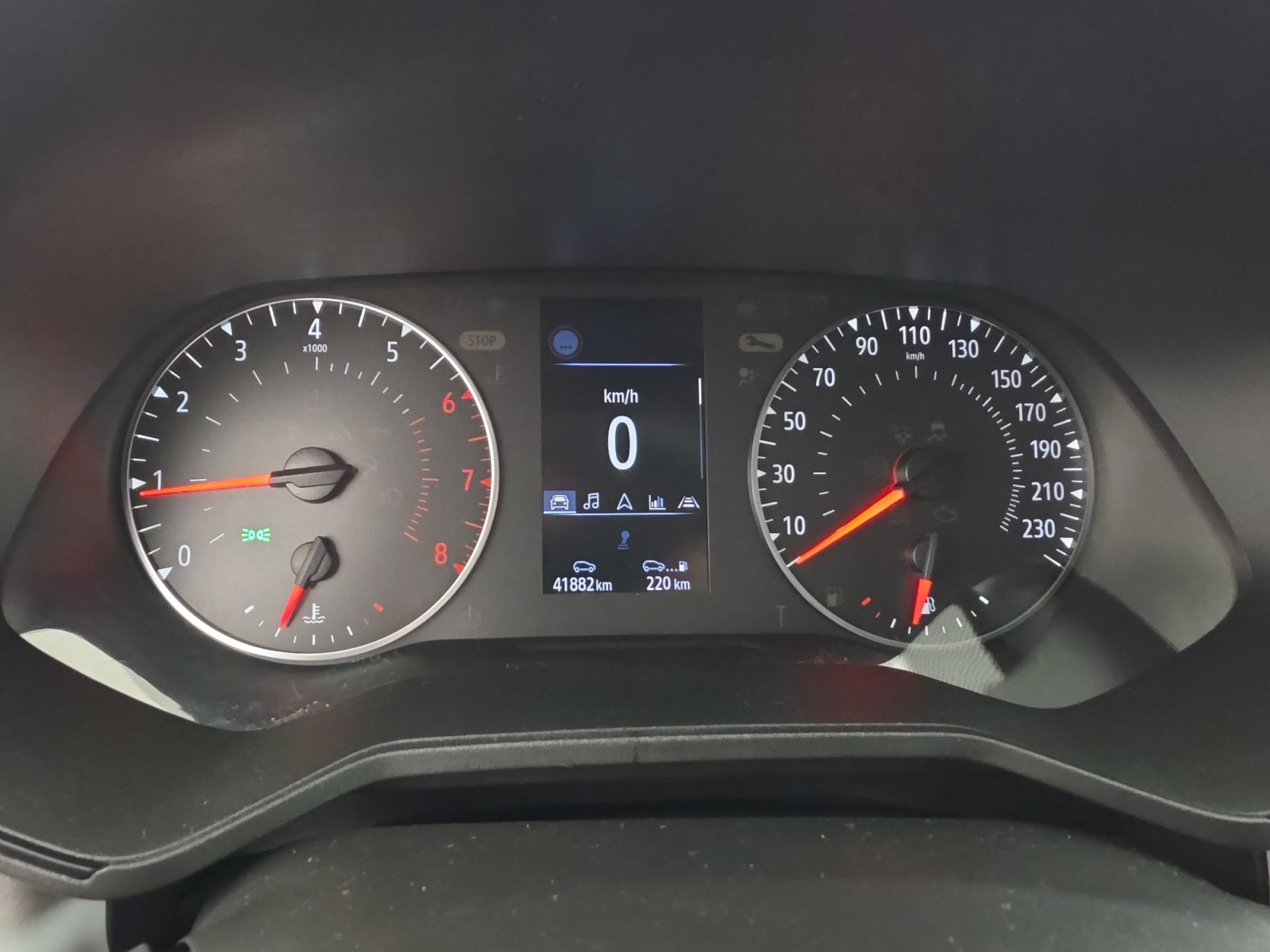 Vente en ligne Renault Clio 5 Clio TCe 90 au prix de 14 399 €