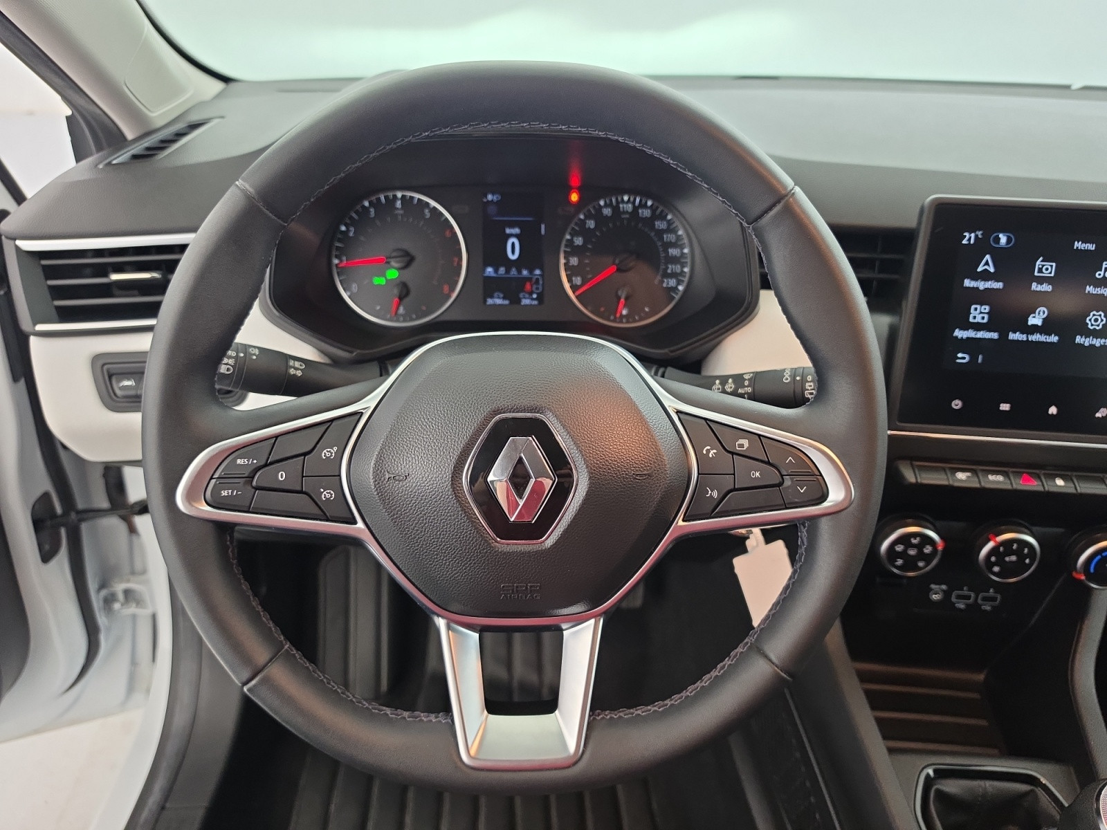 Vente en ligne Renault Clio 5 Clio TCe 90 au prix de 14 490 €