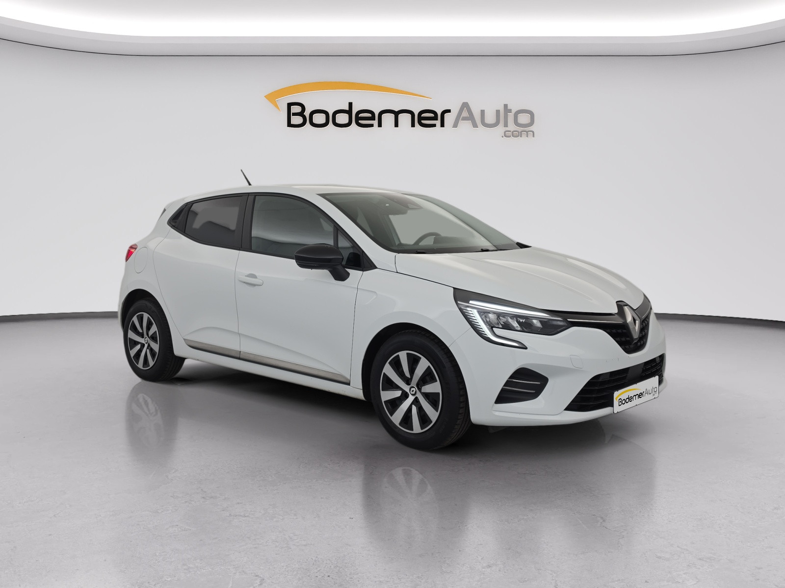 Vente en ligne Renault Clio 5 Clio TCe 90 au prix de 14 490 €