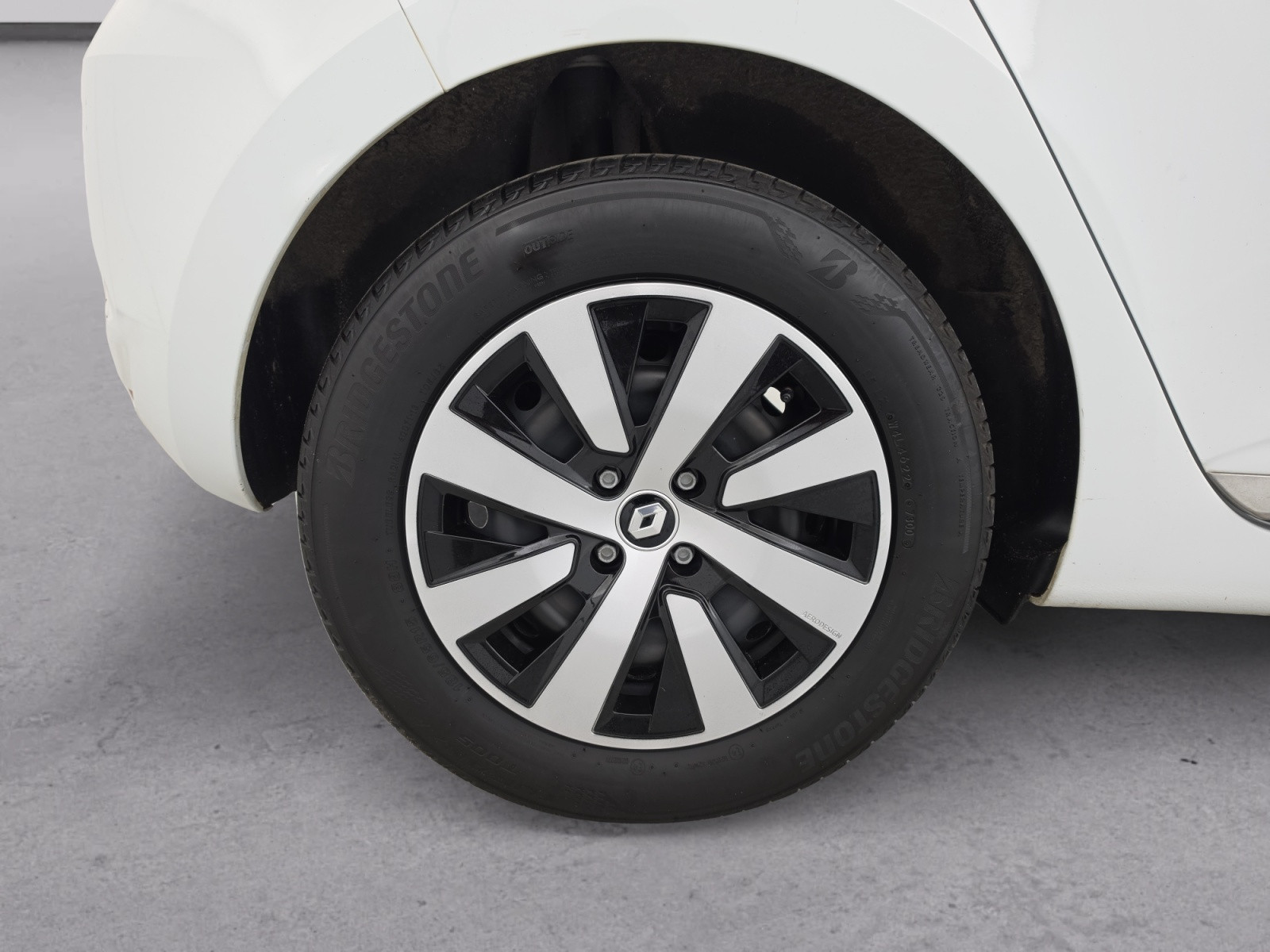 Vente en ligne Renault Clio 5 Clio TCe 90 au prix de 14 490 €