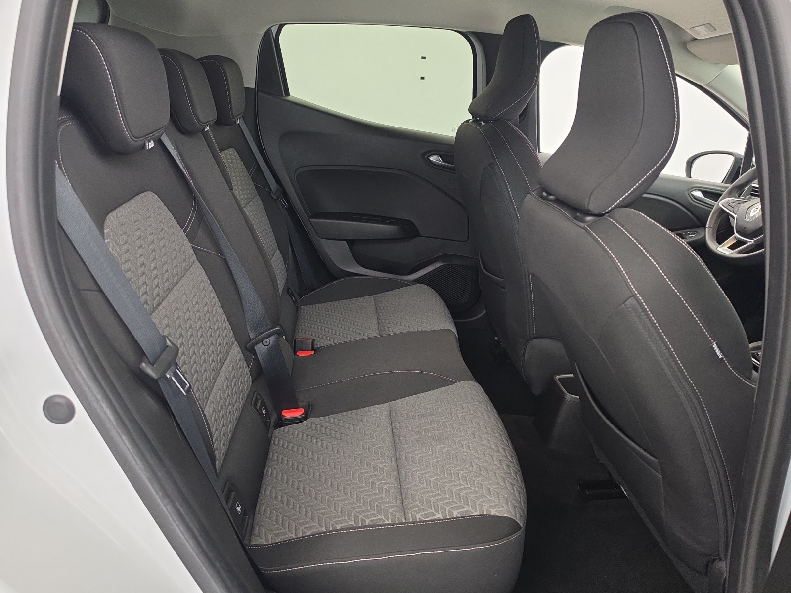 Vente en ligne Renault Clio 5 Clio TCe 90 au prix de 14 490 €