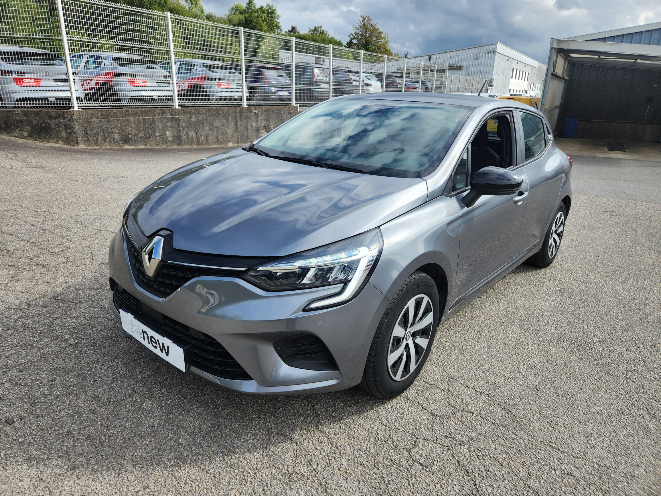 Vente en ligne Renault Clio 5 Clio TCe 90 au prix de 14 499 €