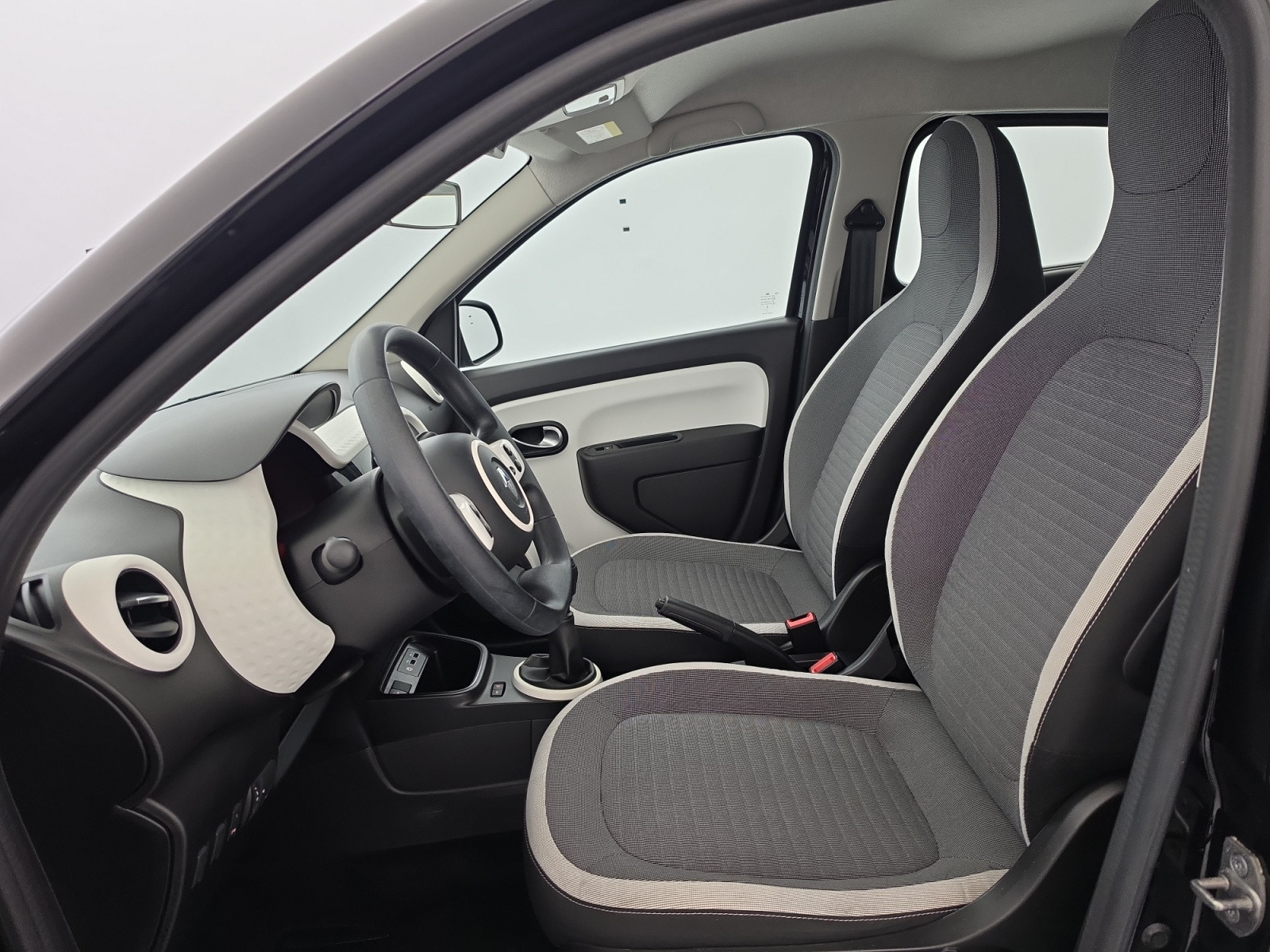 Vente en ligne Renault Twingo 3  SCe 65 au prix de 12 999 €